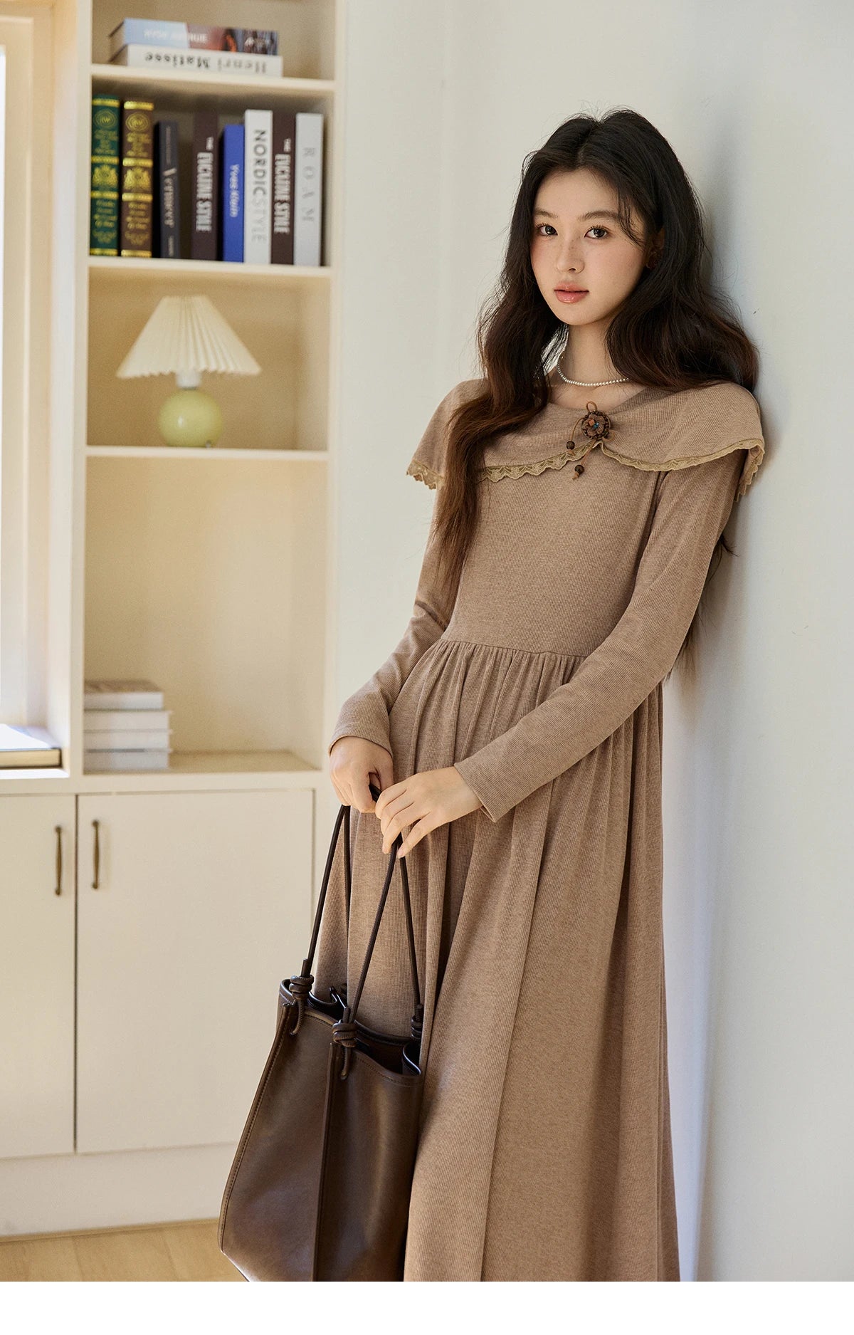 Mishow Khaki Large Collar Pleated Knit Dress MXF11L2553