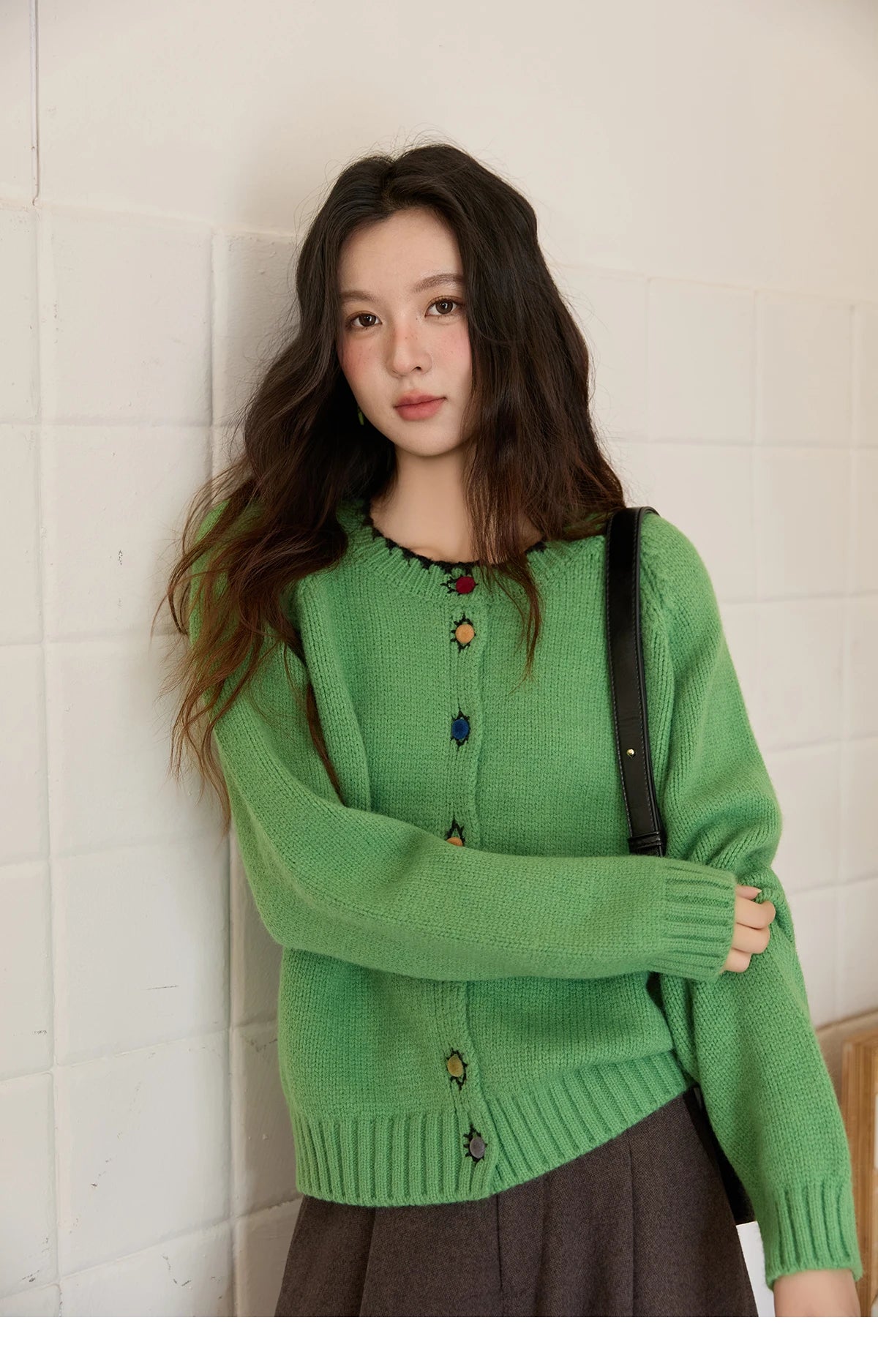 Mishow Color Button Minimalist Crew Neck Cardigan MXE88Z2688