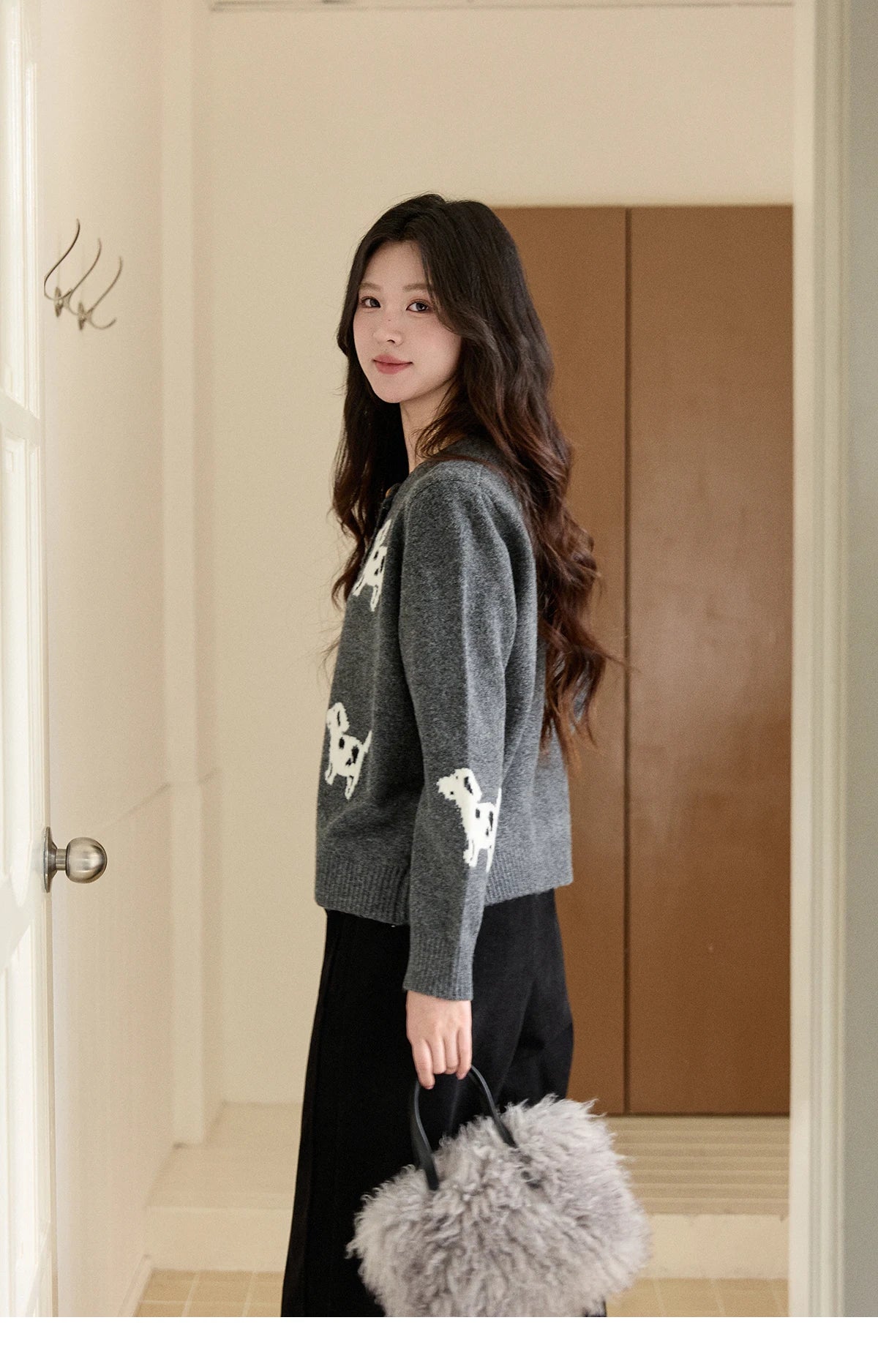 Mishow Puppy Jacquard Crew Neck Cardigan MXE93Z2950
