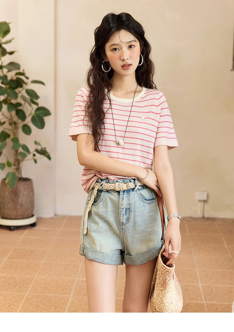 Mishow Retro Light Blue Washed Wide Leg Denim Shorts MXE35K0944
