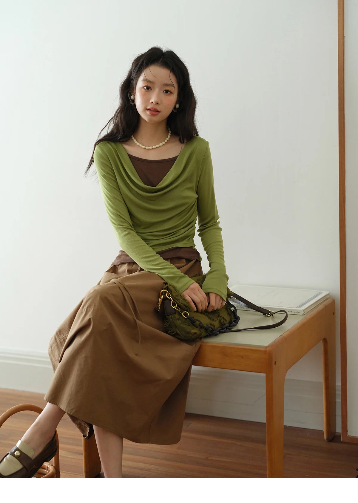 Mishow Multi Colored Fake Two-Piece Swinging Collar Sweater MXE42Z1341