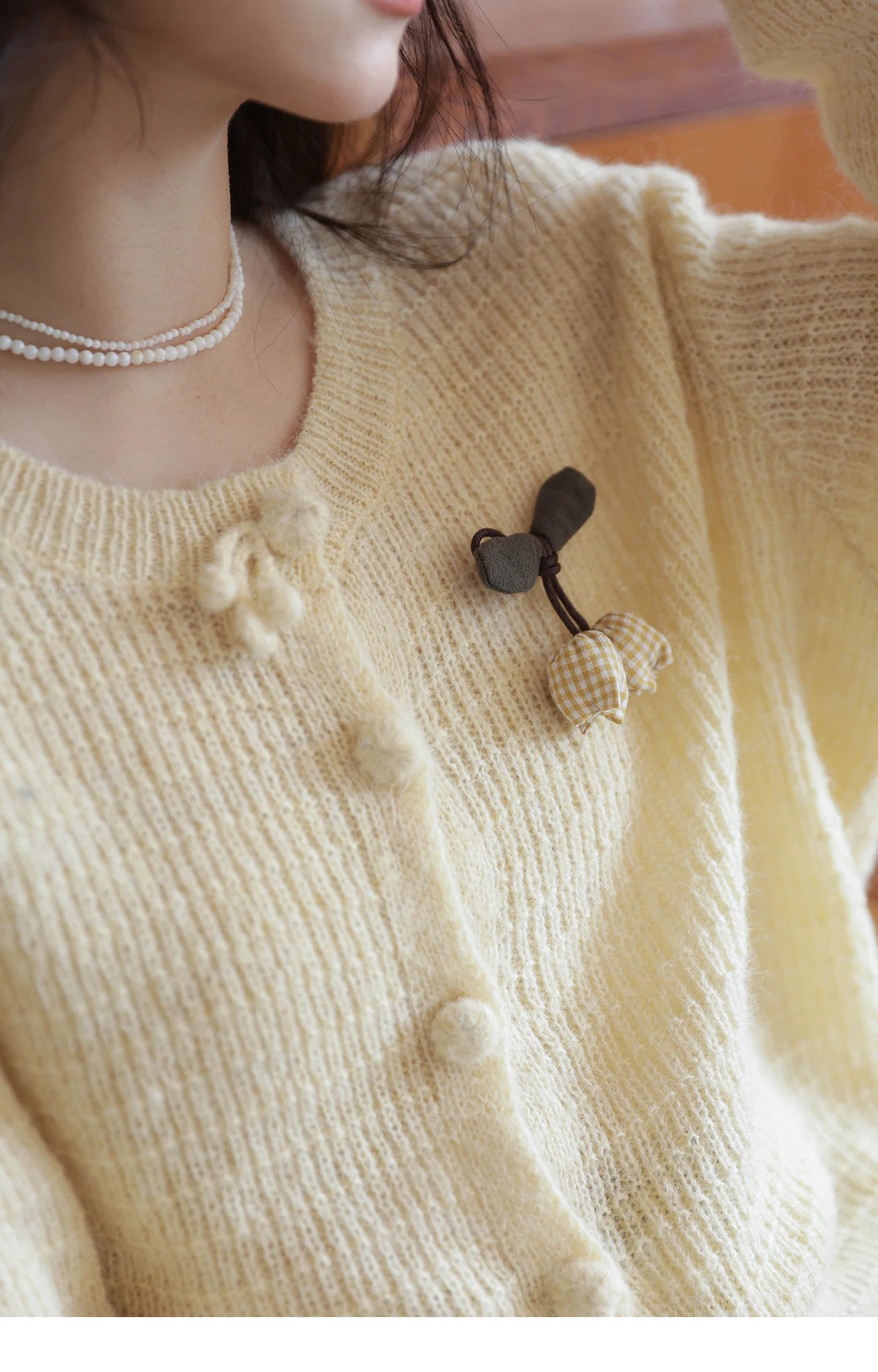 Mishow Camellia Brooch Round Neck Cardigan MXE44Z1390