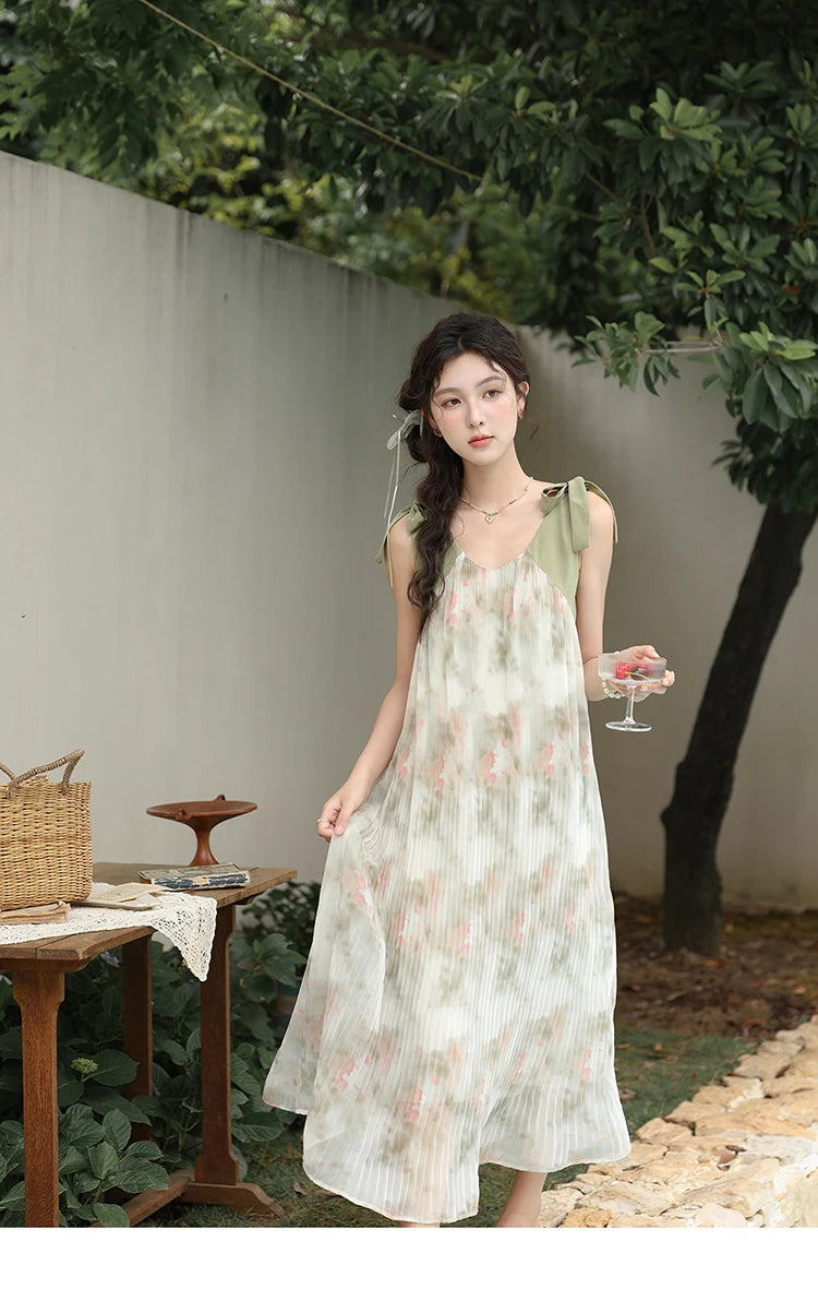 Mishow French Floral Suspender Vacation Dress MXD28L1862