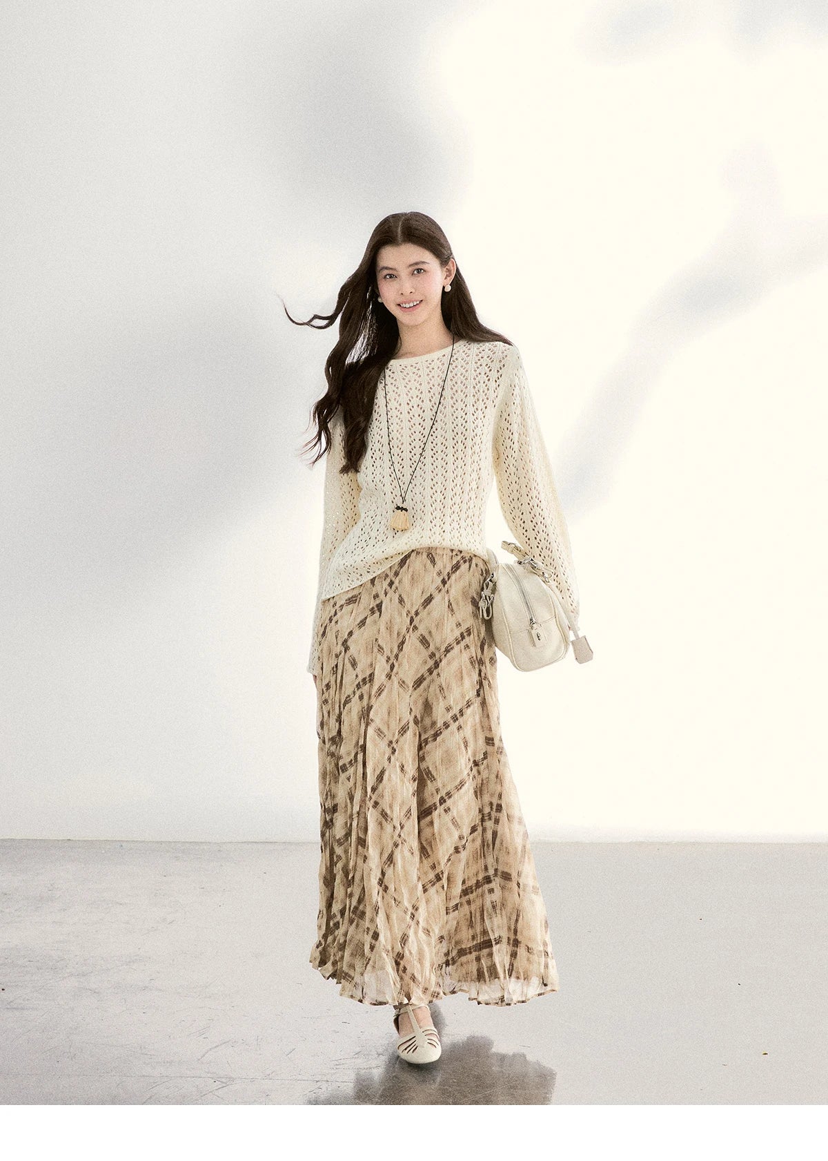 Mishow Beige Hollow Crew Neck Sweater MXF13Z3017