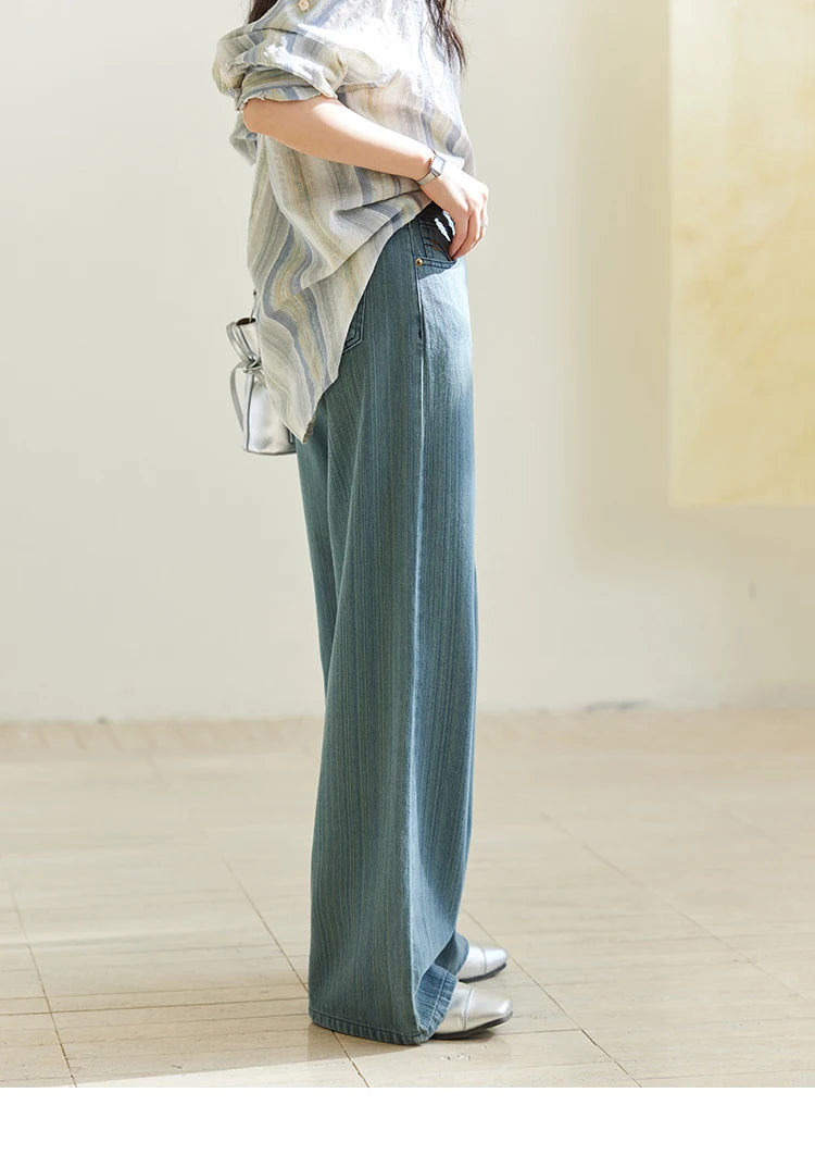Mishow Embroidery Pockets Straight Leg Jeans MXE14K0870