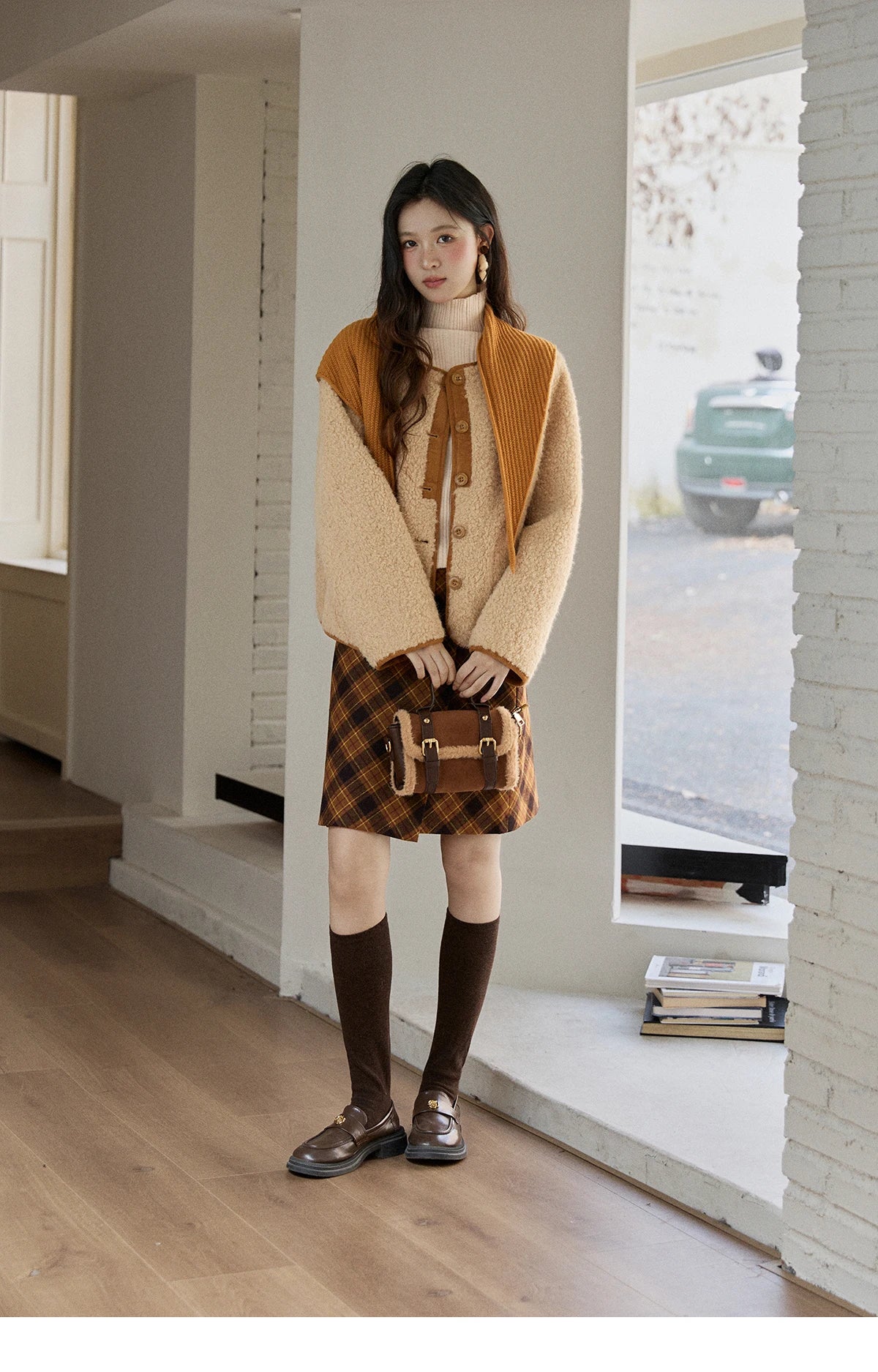 Mishow Lamb Wool Jacket with Color Block Knitted Shawl MXE91W0969