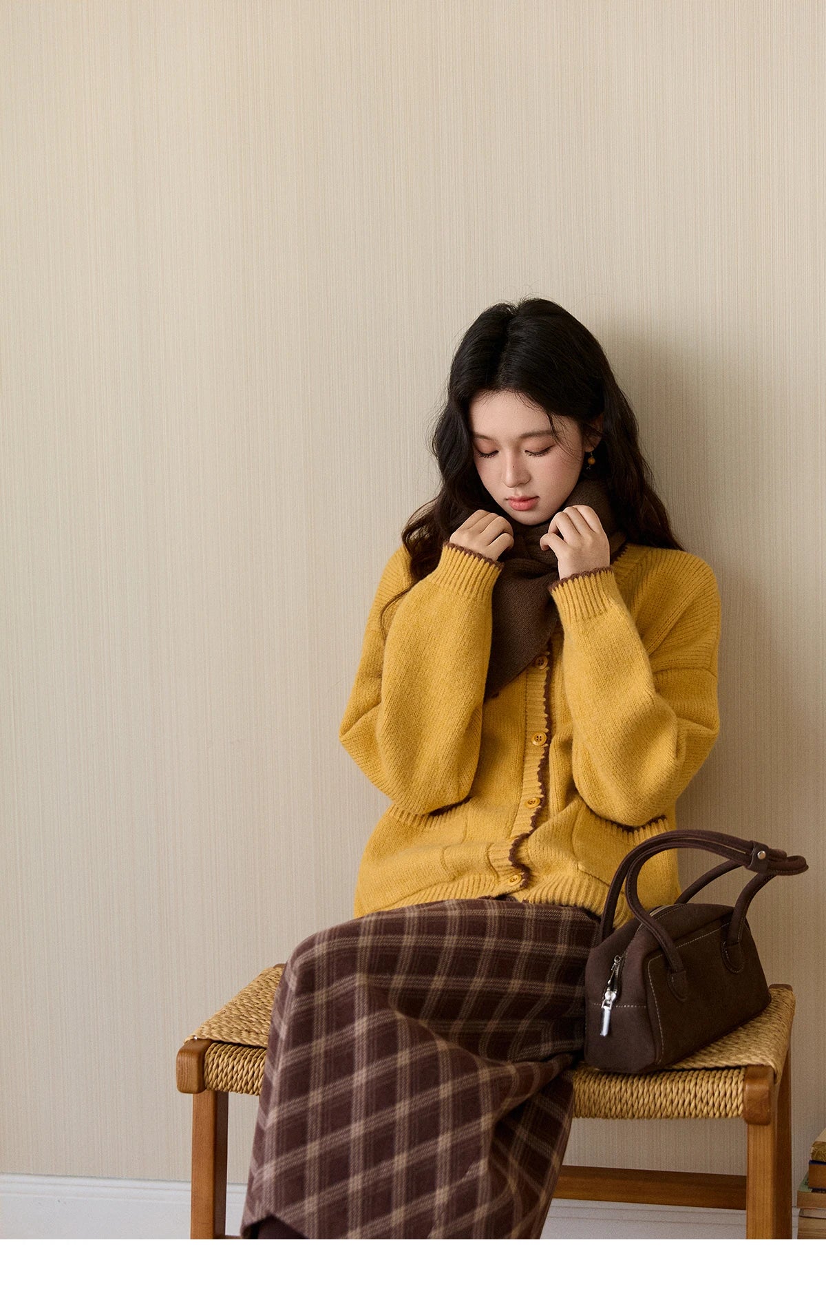 Mishow Yellow Color Collision Edge Pocket Cardigan MXE94Z2973