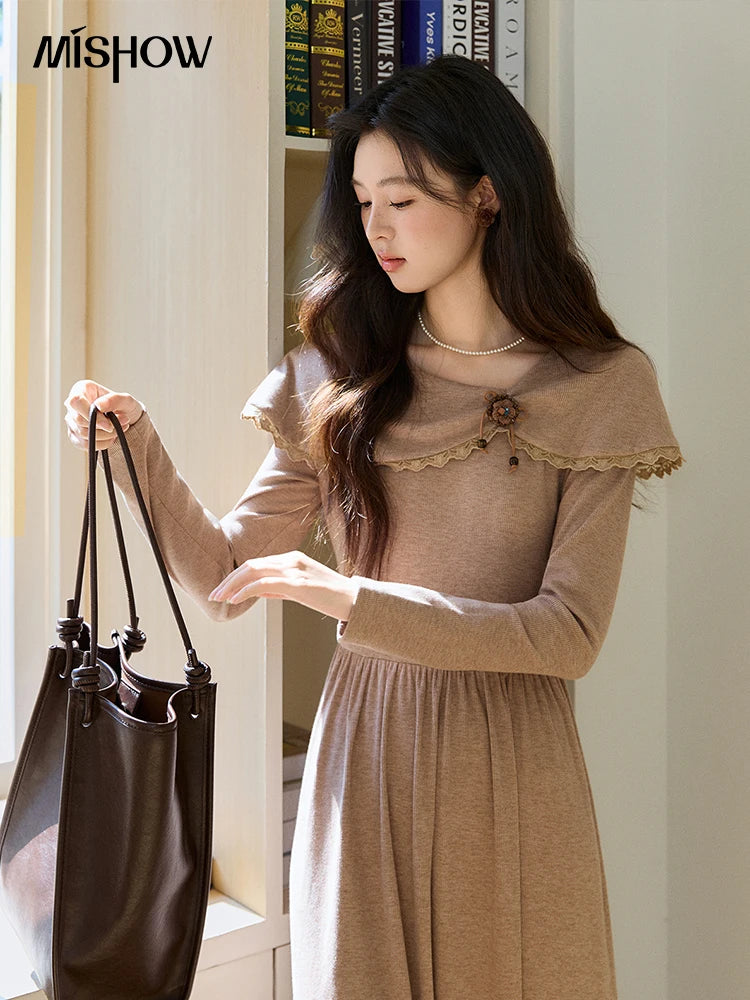 Mishow Khaki Large Collar Pleated Knit Dress MXF11L2553