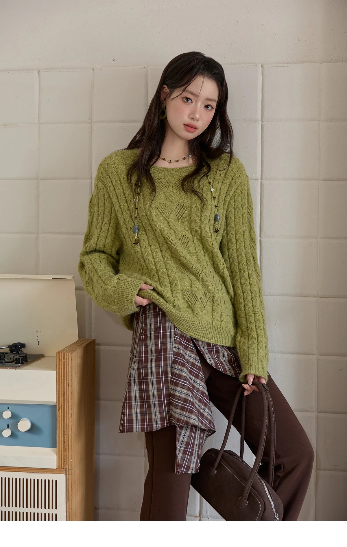 Mishow Green Retro Twisted Rope Hollow Pullover MXE49Z2520