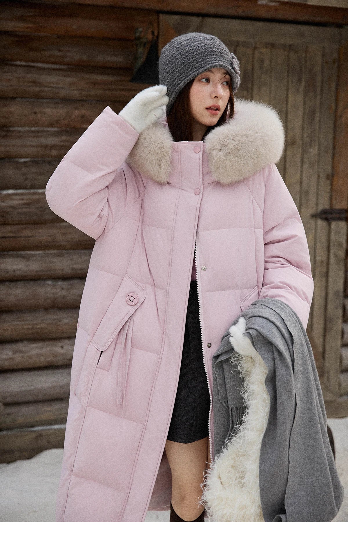 Mishow Hooded 90% White Duck Down Long Coat MXE51Y0079