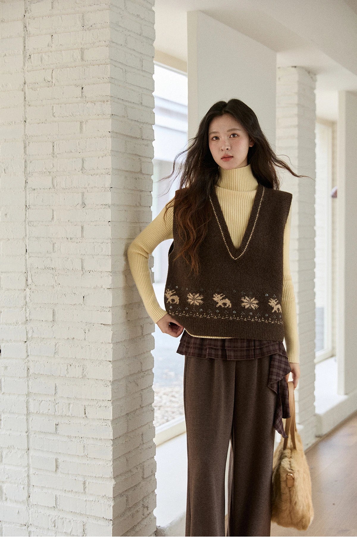 Mishow Retro Brown Jacquard V-Neck Sweater Vest MXE86Z2659