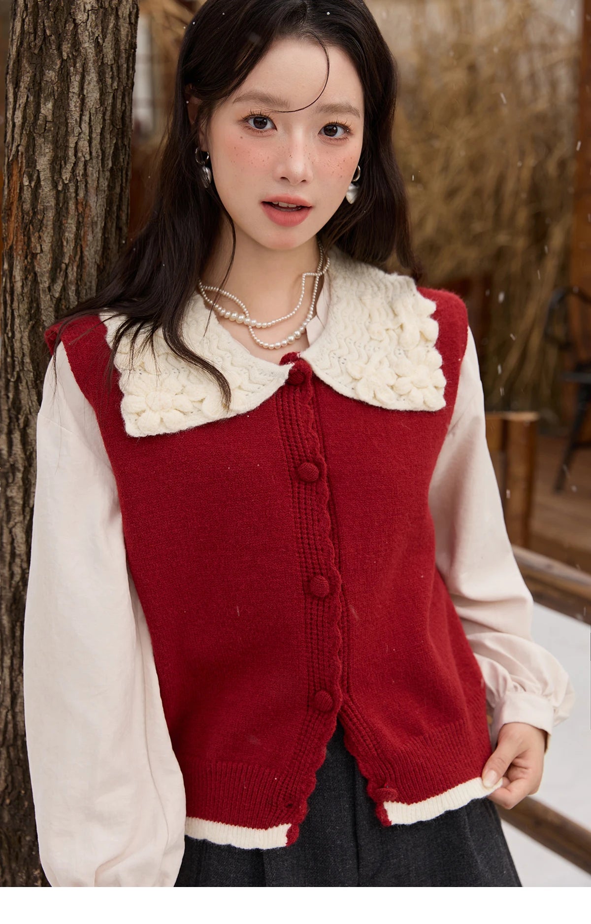 Mishow Black Peter Pan Collar Knitted Vest MXE45Z2484