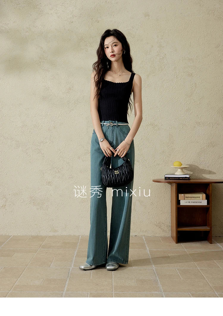 Mishow Embroidery Pockets Straight Leg Jeans MXE14K0870