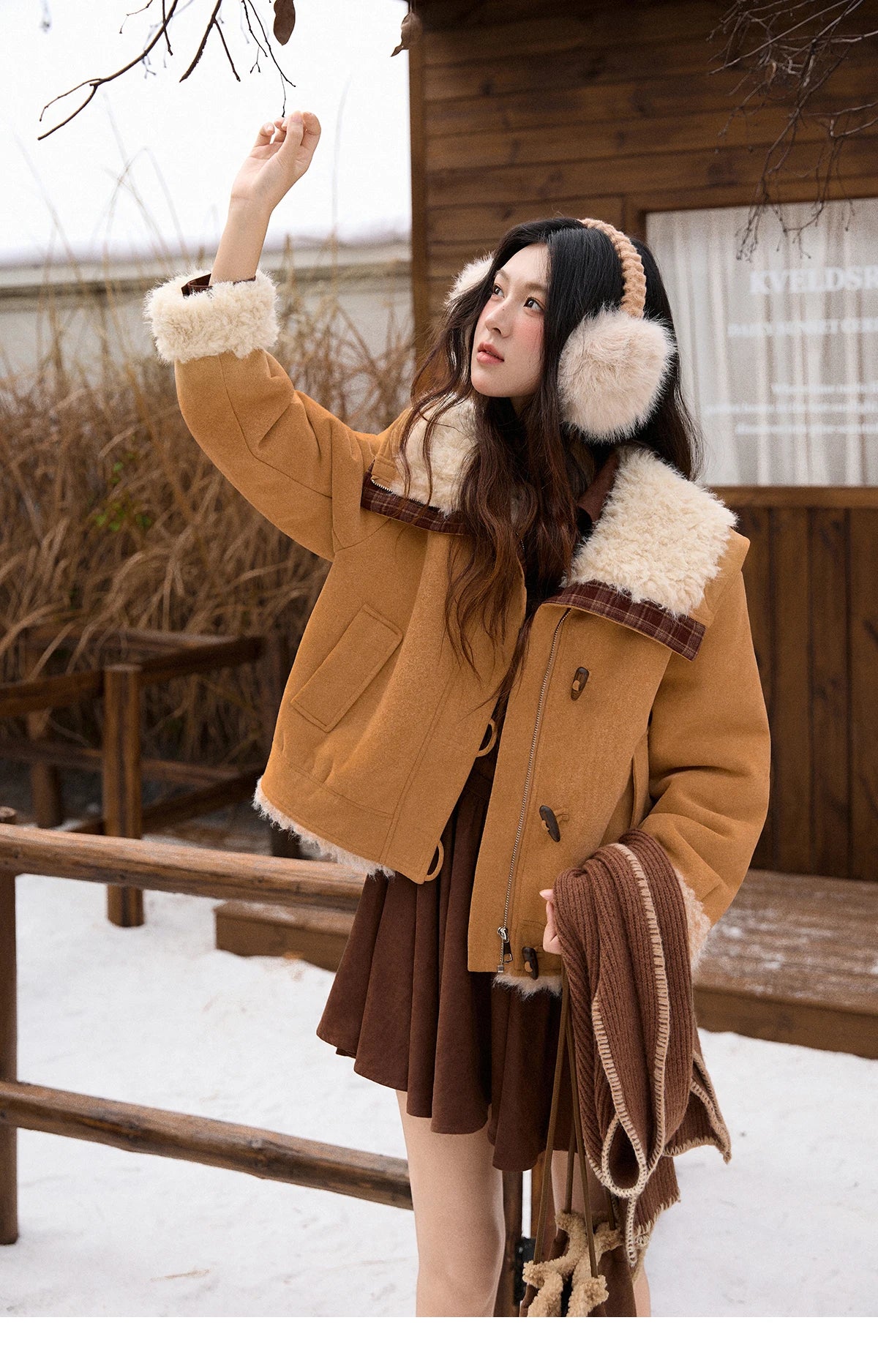 Mishow Fur One-Piece Lamb Wool Bull Horn Buckle Coat MXE91W1002