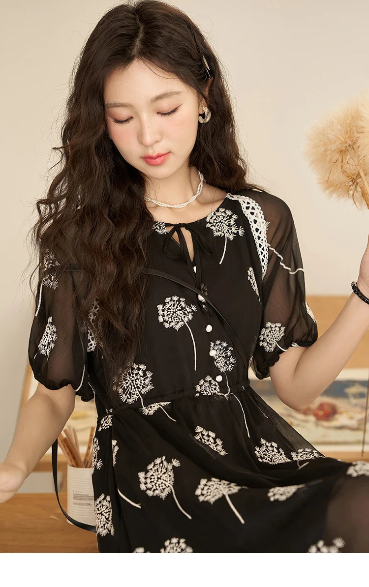 Mishow Taraxacum Black Embroidered Lace-Up Dress MXC39L1567