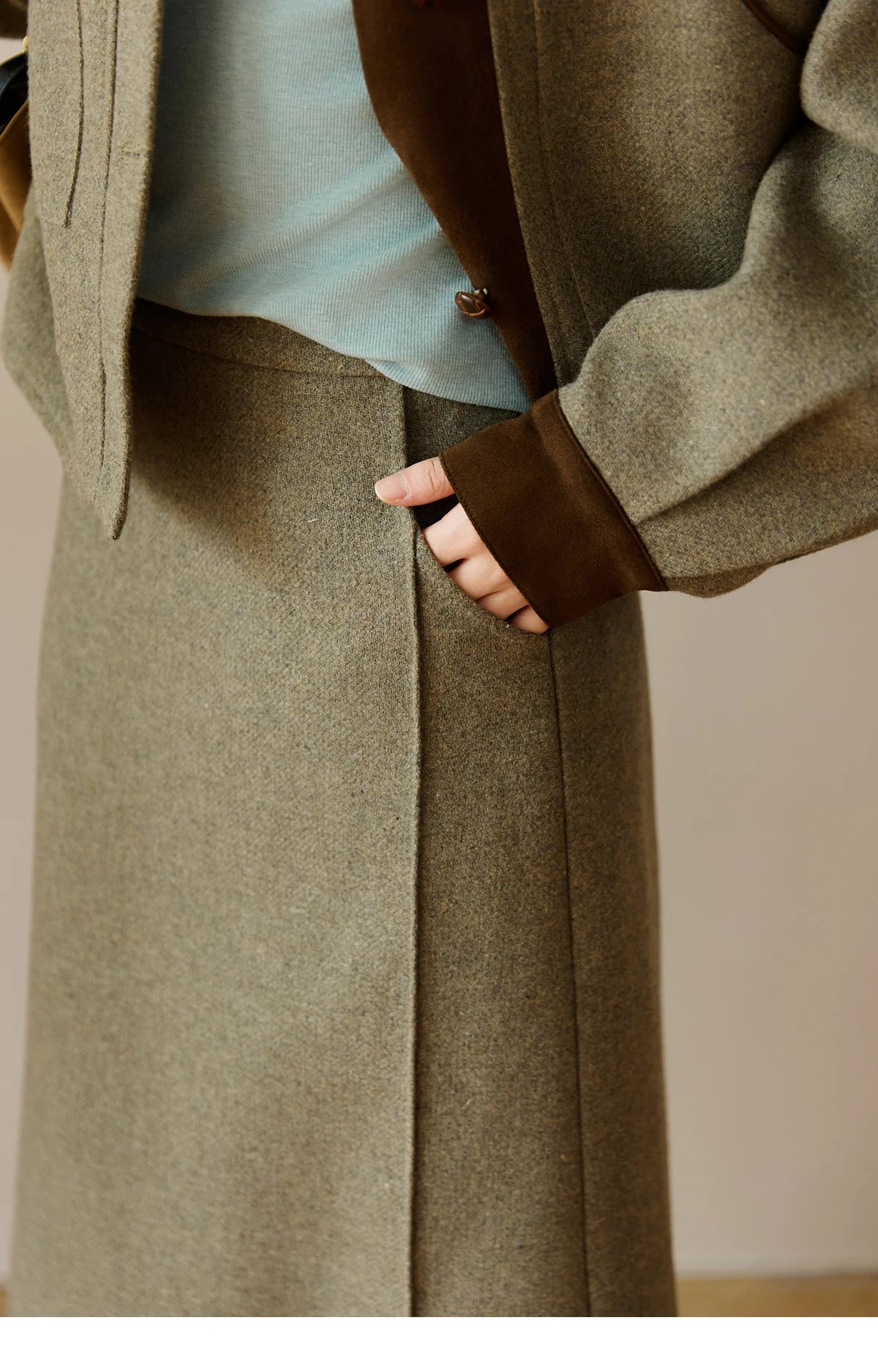 MISHOW Wool A-Line Skirt Rear Hem Slit Versatile Waist MXE46B2426