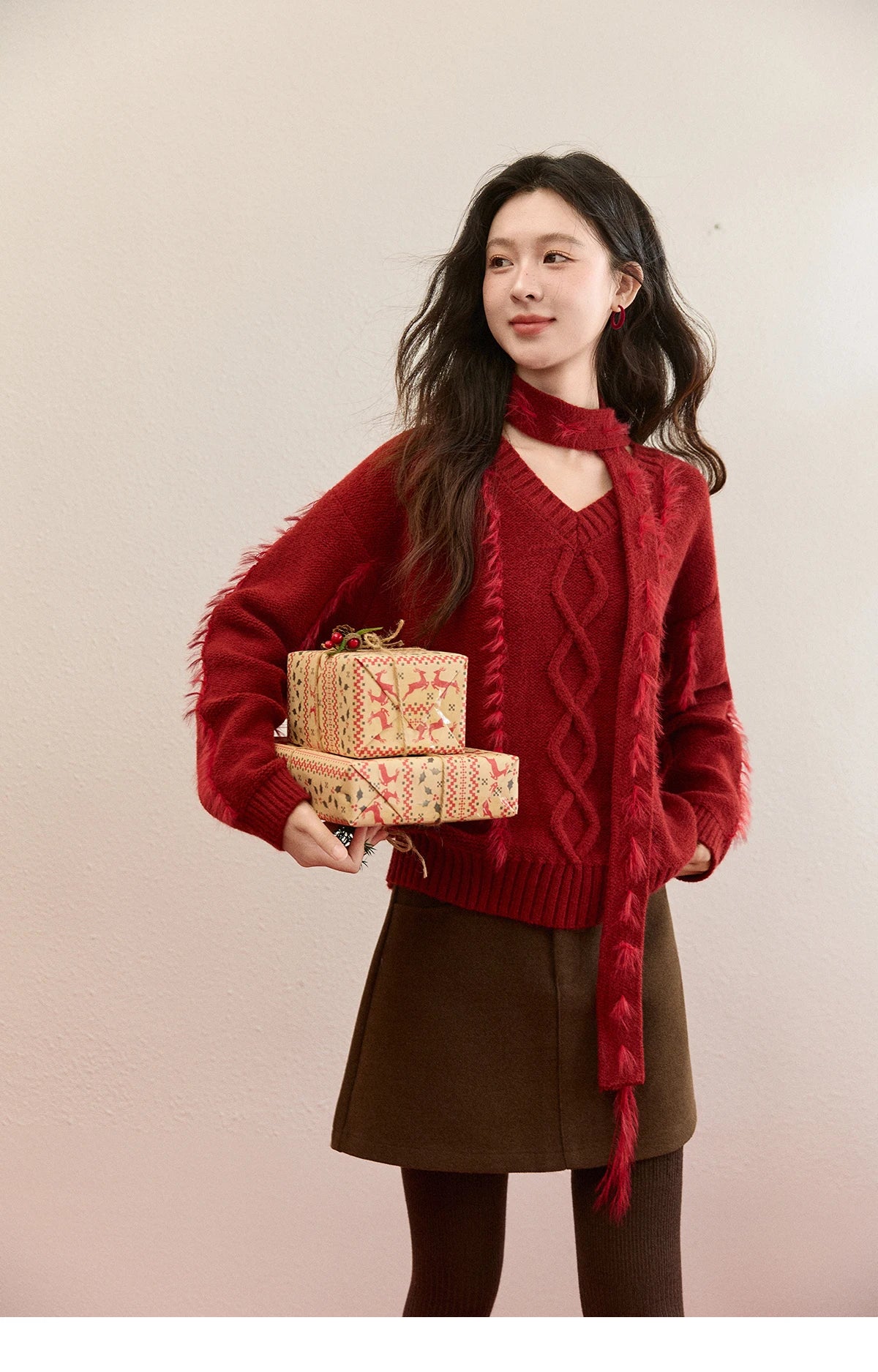 Mishow Burgundy Christmas Mink Fur Tassel Sweater MXE93Z2809