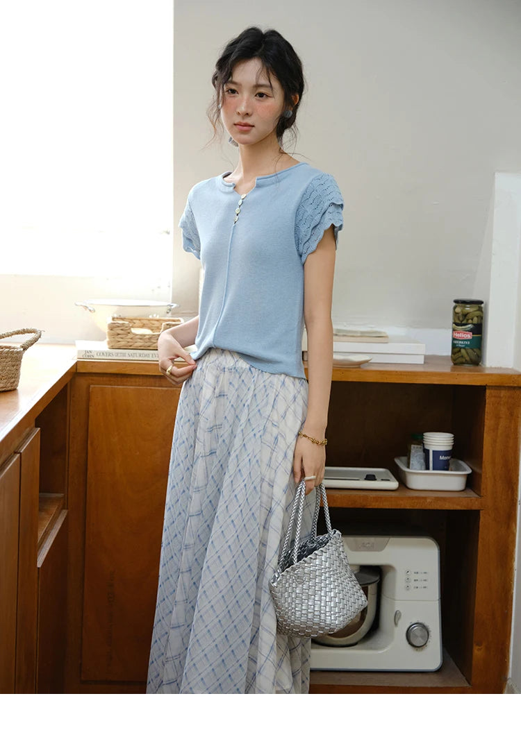 Mishow Blue Button O-Neck Wool Tee MXE34Z1262