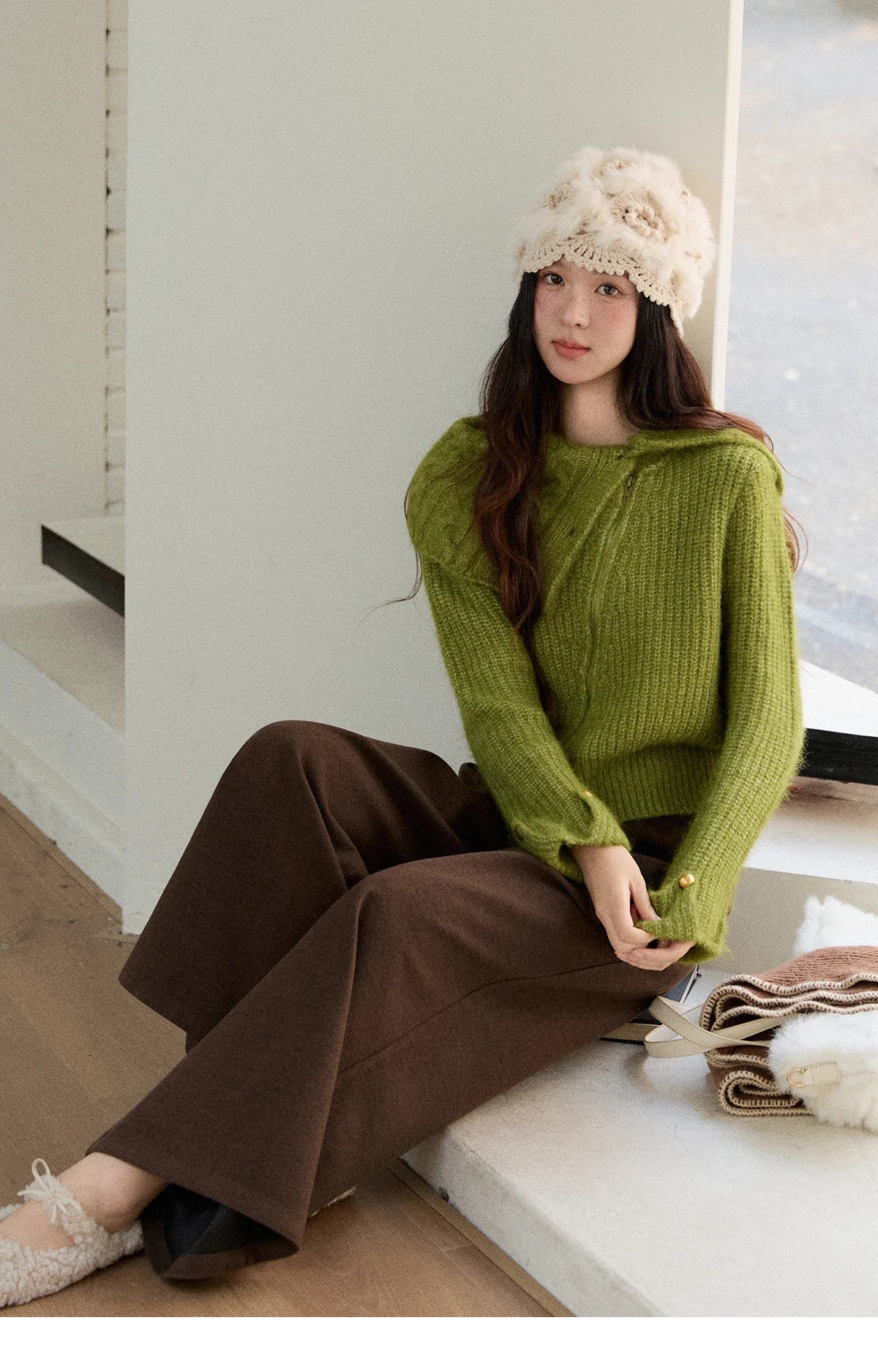 Mishow Green Wool Blend Long-Pile Large Lapel Pullover MXE90Z2760