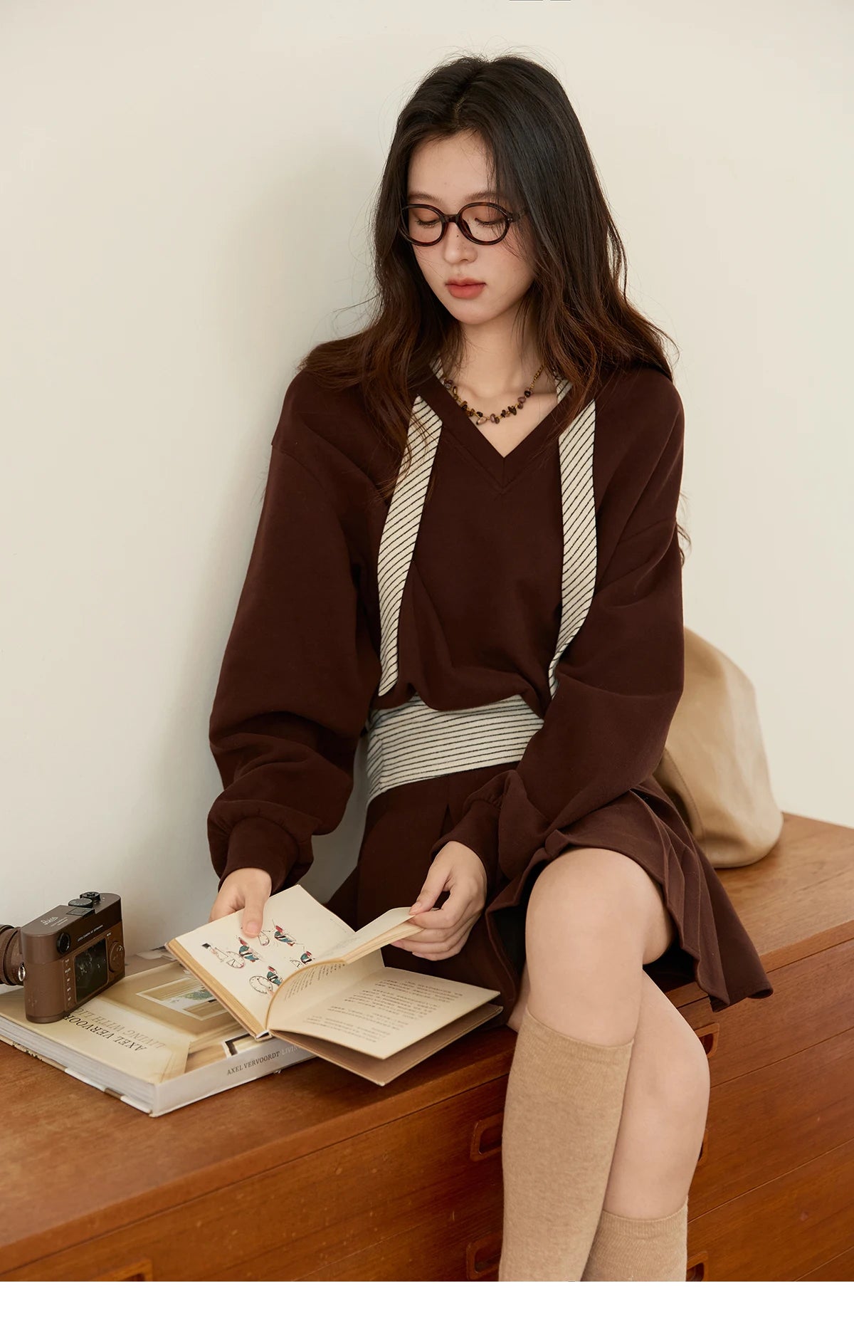 Mishow Retro Brown V-Neck Sweatshirt & Pleated Skirt Suit MXE47T1415