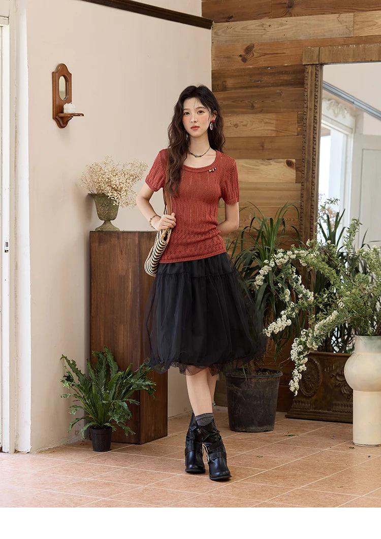 Mishow Retro Red Hollow Bead Knit Tee MXE35Z1271
