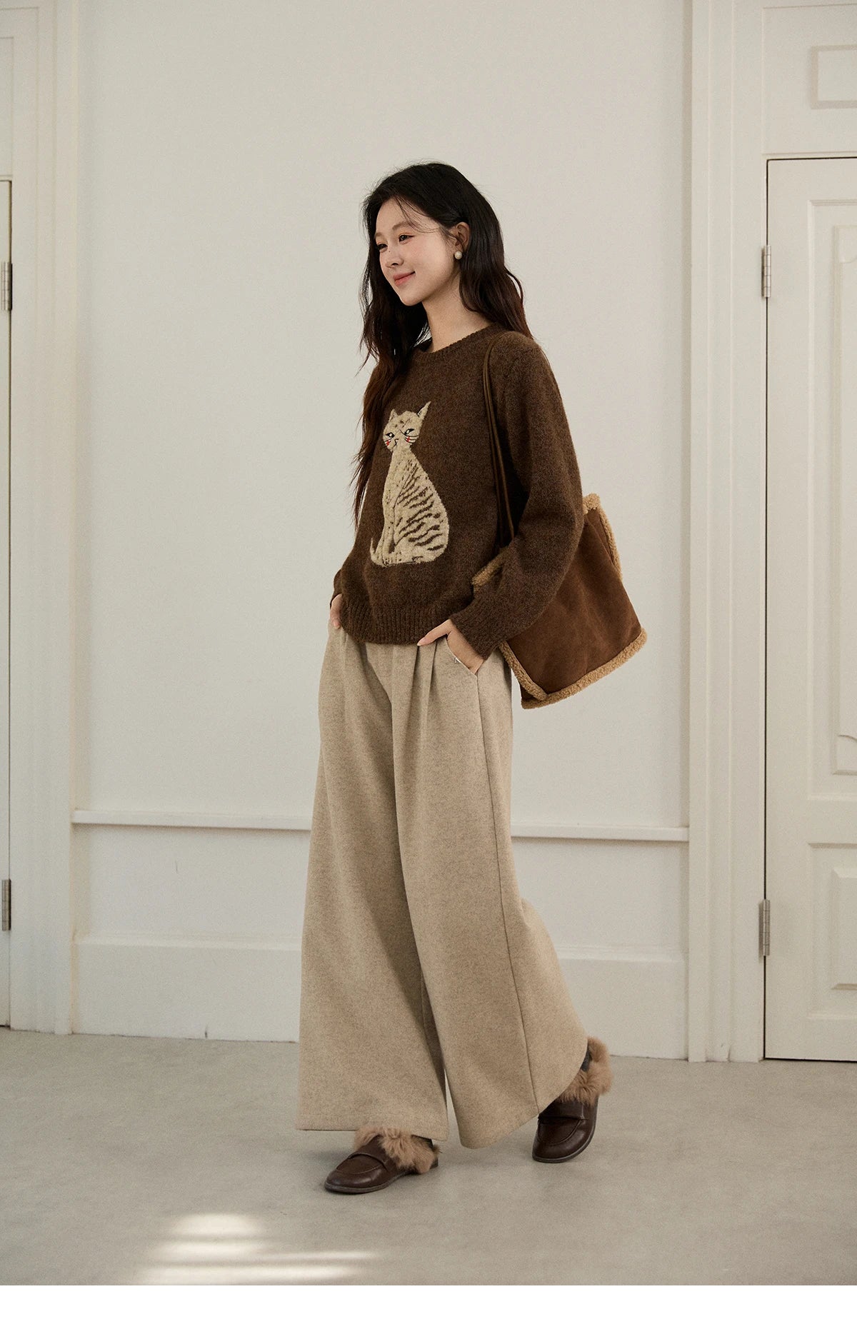 Mishow Brown Cat Pattern Jacquard Pullover MXE94Z2991
