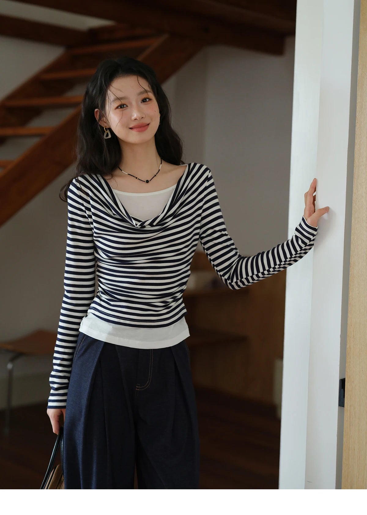 Mishow Multi Colored Fake Two-Piece Swinging Collar Sweater MXE42Z1341