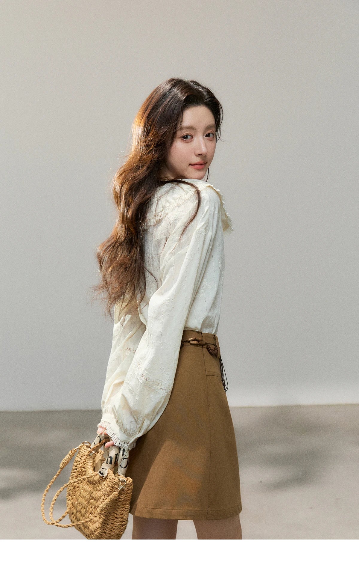 MISHOW Beige Lace Shirt Peter Pan Collar Micro Lantern Sleeve MXF108C0813