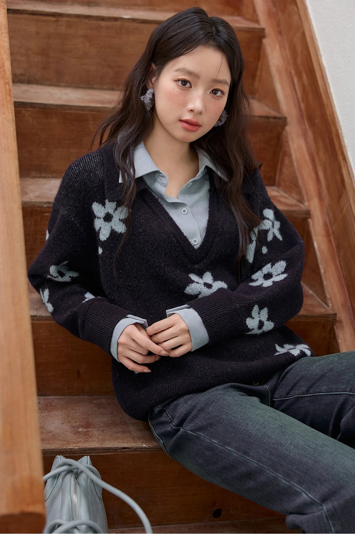 Mishow Dark Blue Fake Two-Piece Turn-Down Collar Sweater MXE51Z2554