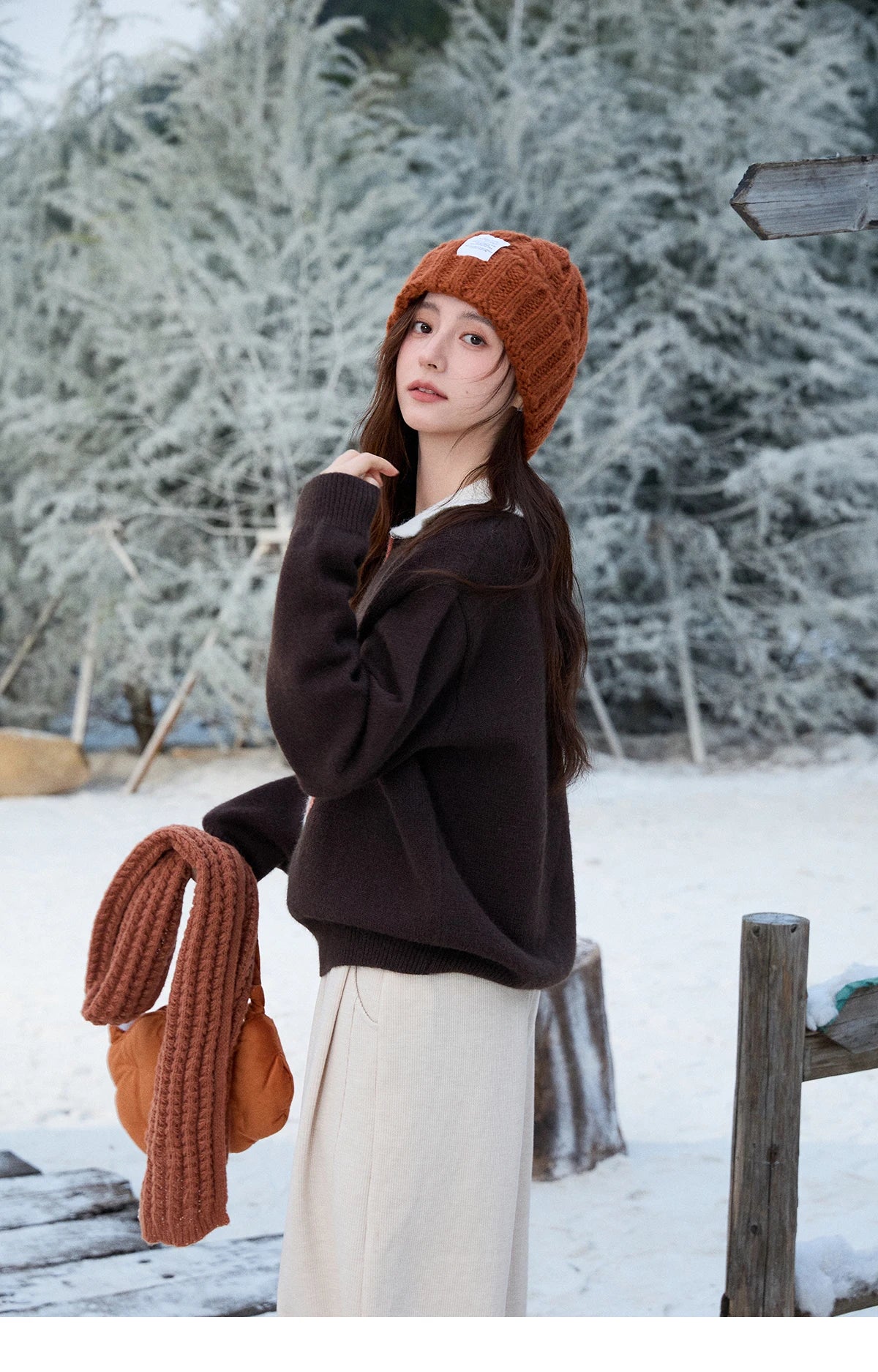 Mishow Retro Arctic Fleece Color Block Cat Sweater MXE90Z2835
