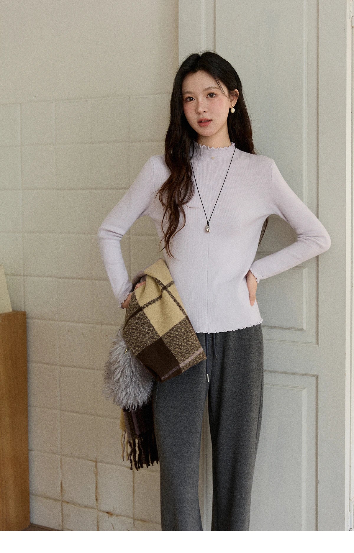 Mishow Ruffled Turtleneck Slim Knit Top MXE91Z2826