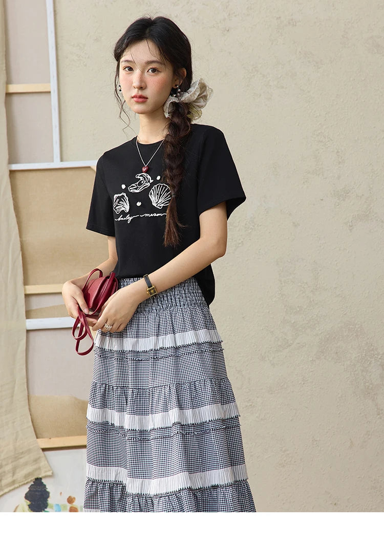 Mishow Shell Embroidered Round Neck Tee MXE34T0570