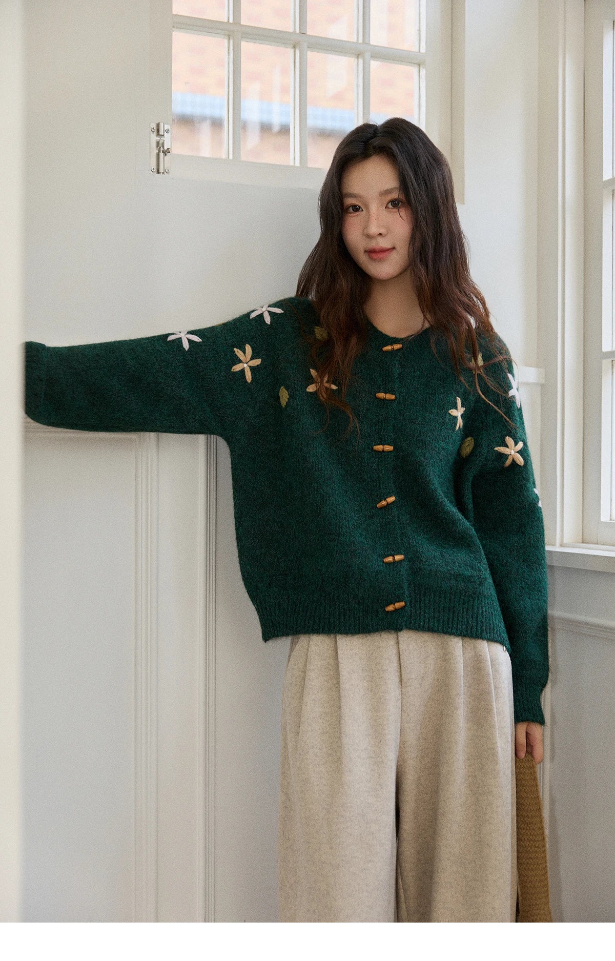 Mishow Green Retro Flower Embroidery Cardigan MXE86Z2729