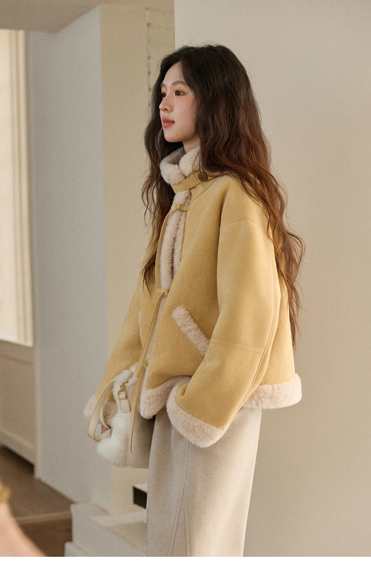 MISHOW Yellow Suede Fur Collar Short Coat Single-Breasted MXE89W0897