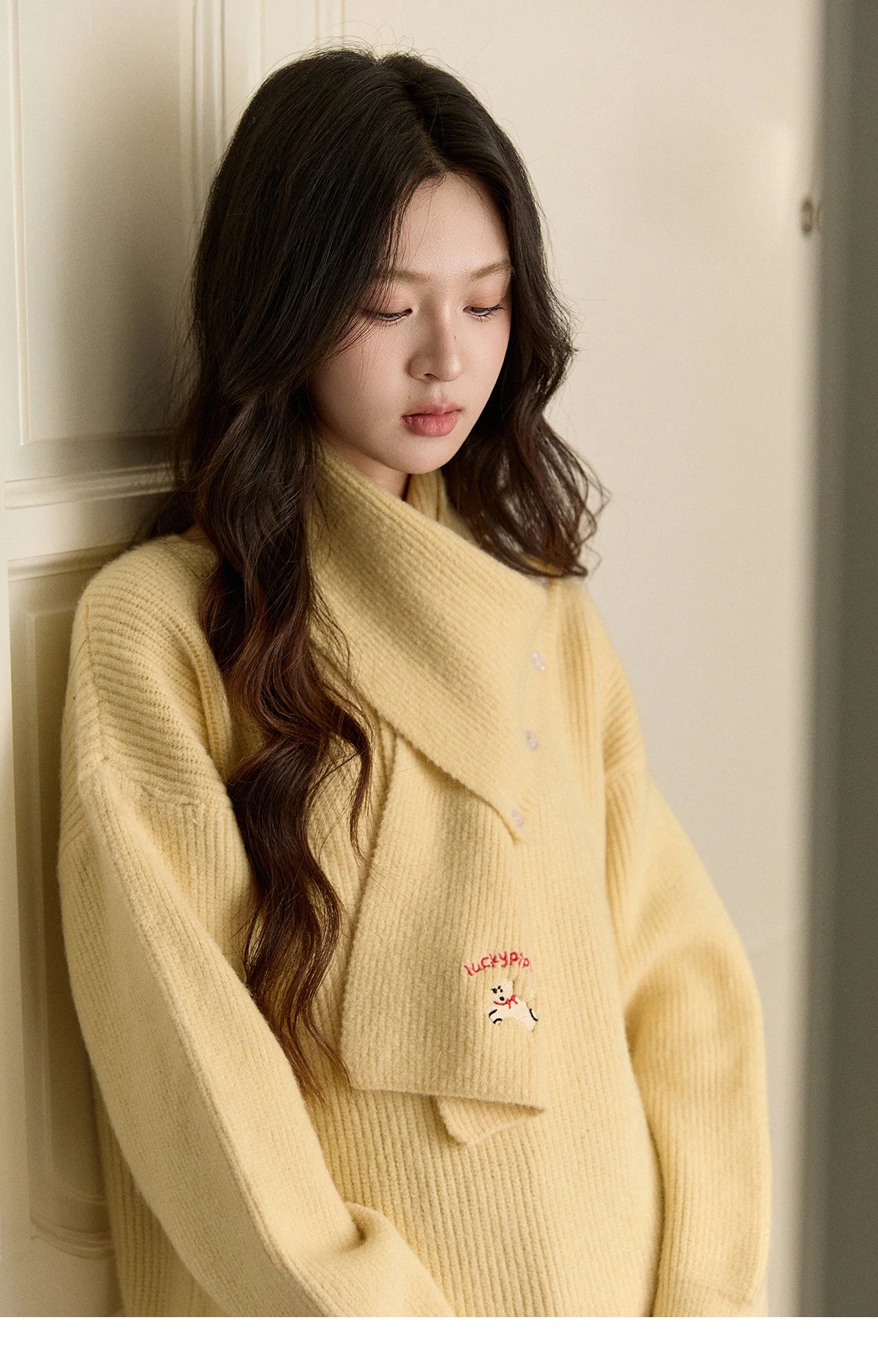 Mishow Yellow Sweater with Detachable Scarf MXE93Z2953