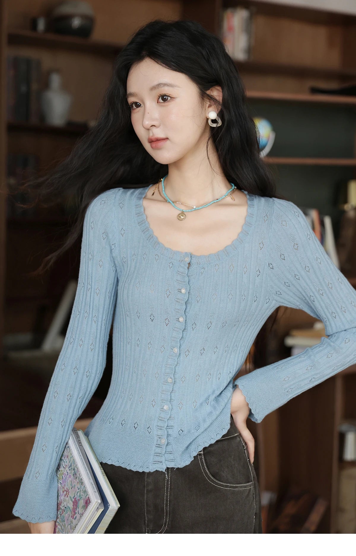 Mishow Pit Stripe French Retro Round Neck Cardigan MXE42Z1374