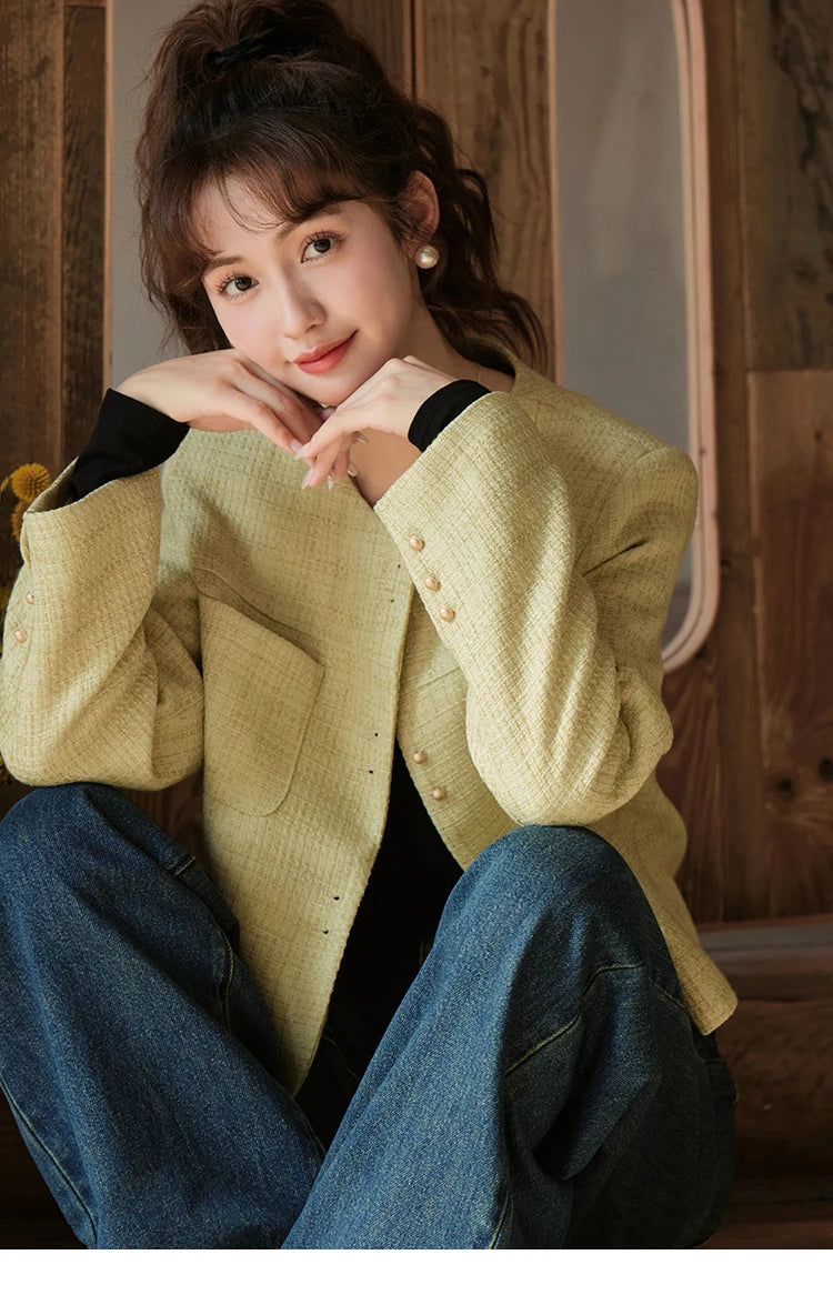 Mishow Retro Round Neck Gold Button Jacket MXC44W0072