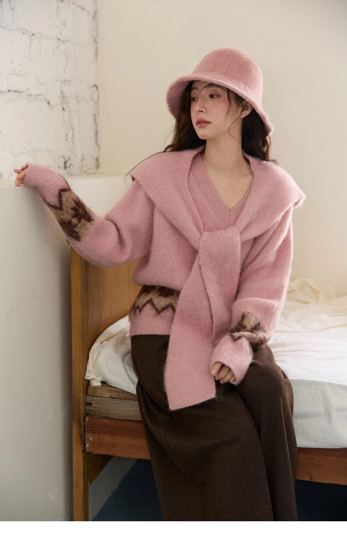 Mishow Retro Geometric V-Neck Knit Sweater with Shawl MXE86Z2654