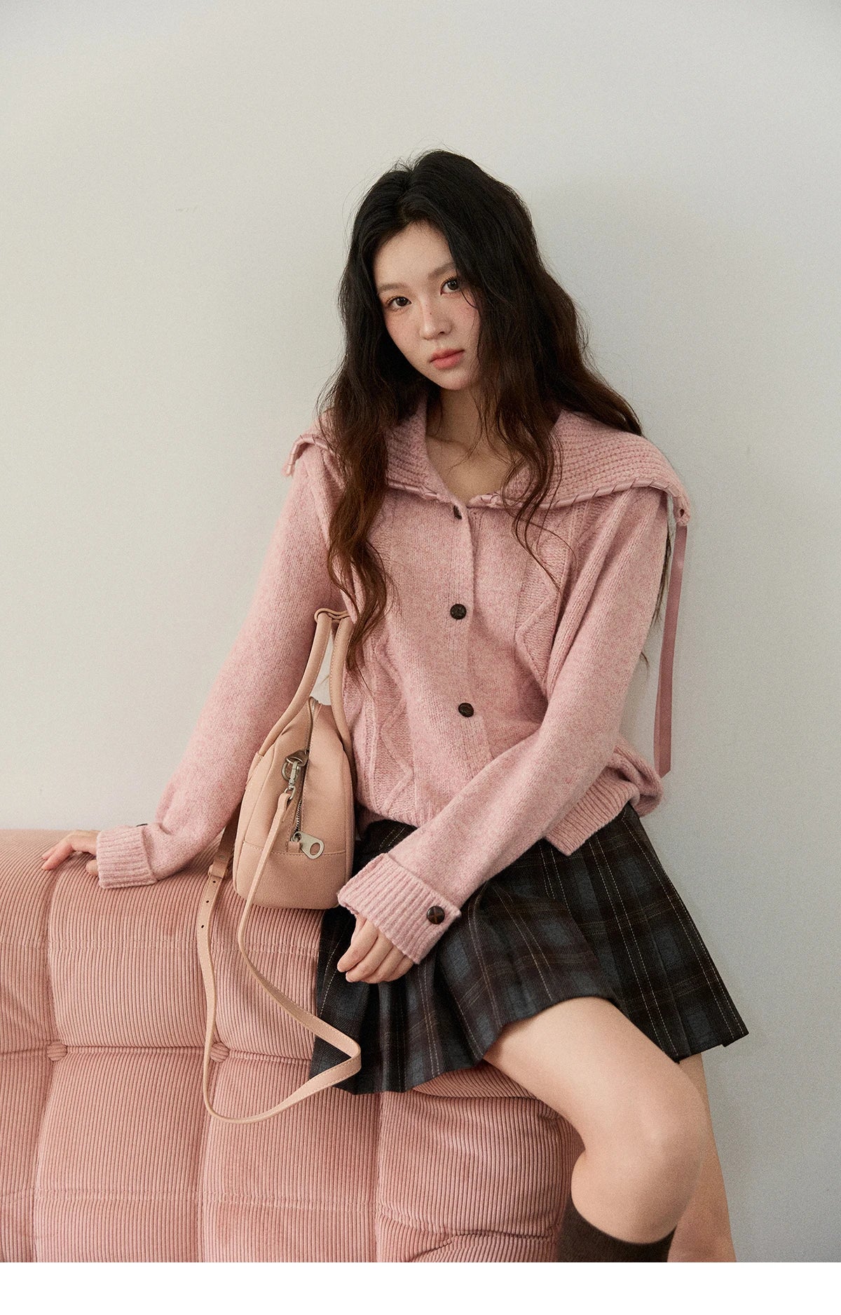 Mishow Elegant Large Turn-Down Collar Knit Cardigan MXE89Z2636