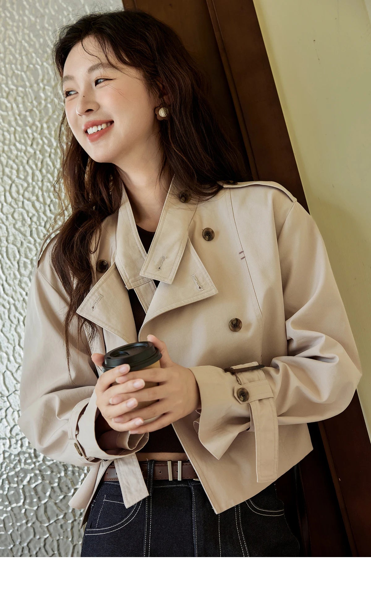 Mishow Short Fragrant Windbreaker Jacket MXD42W0386