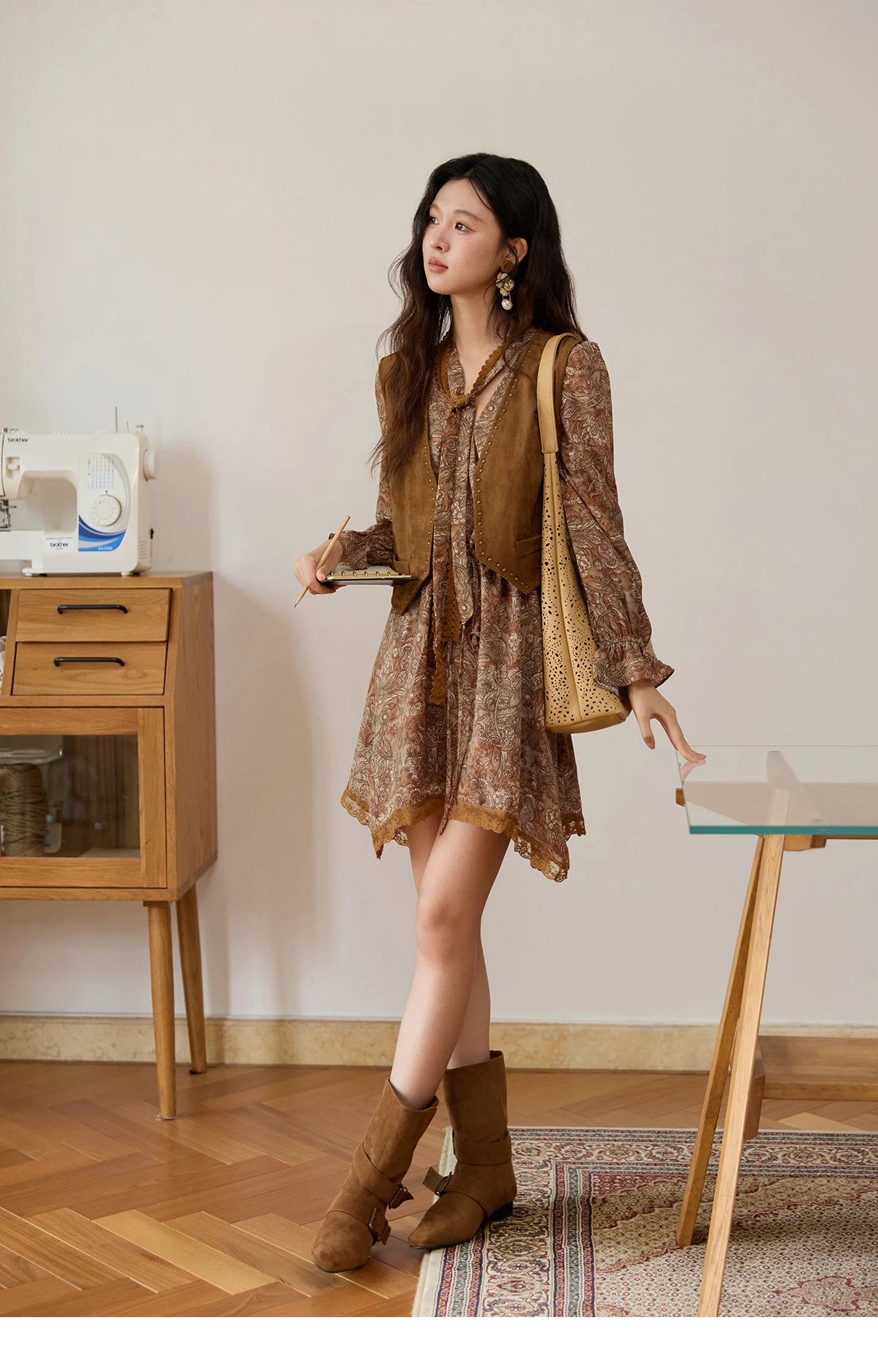 MISHOW French Vintage Printed Long-Sleeve Dress MXE46L2518