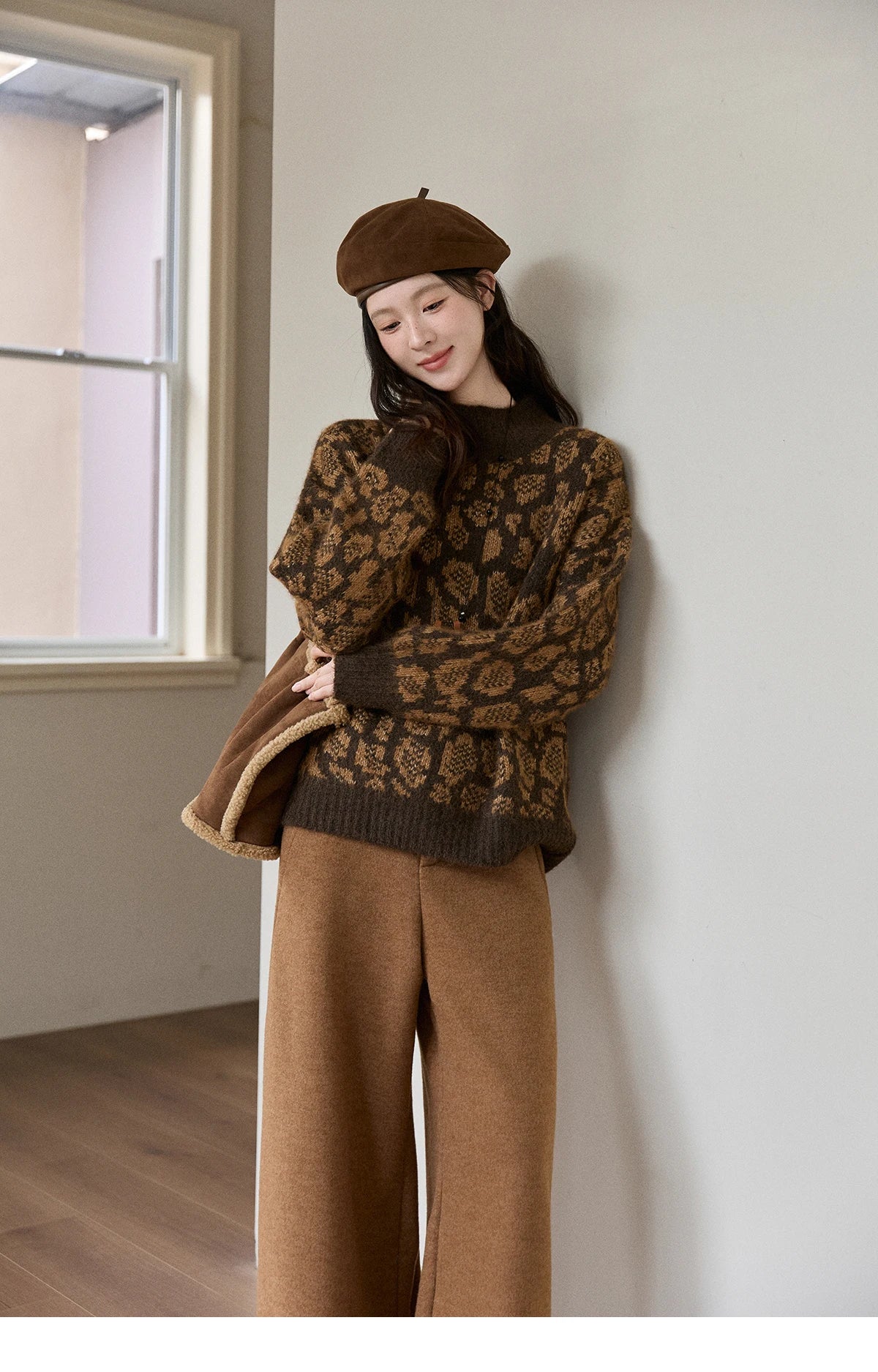 Mishow Color Block Leopard Jacquard Half Turtleneck Sweater MXE91Z2839