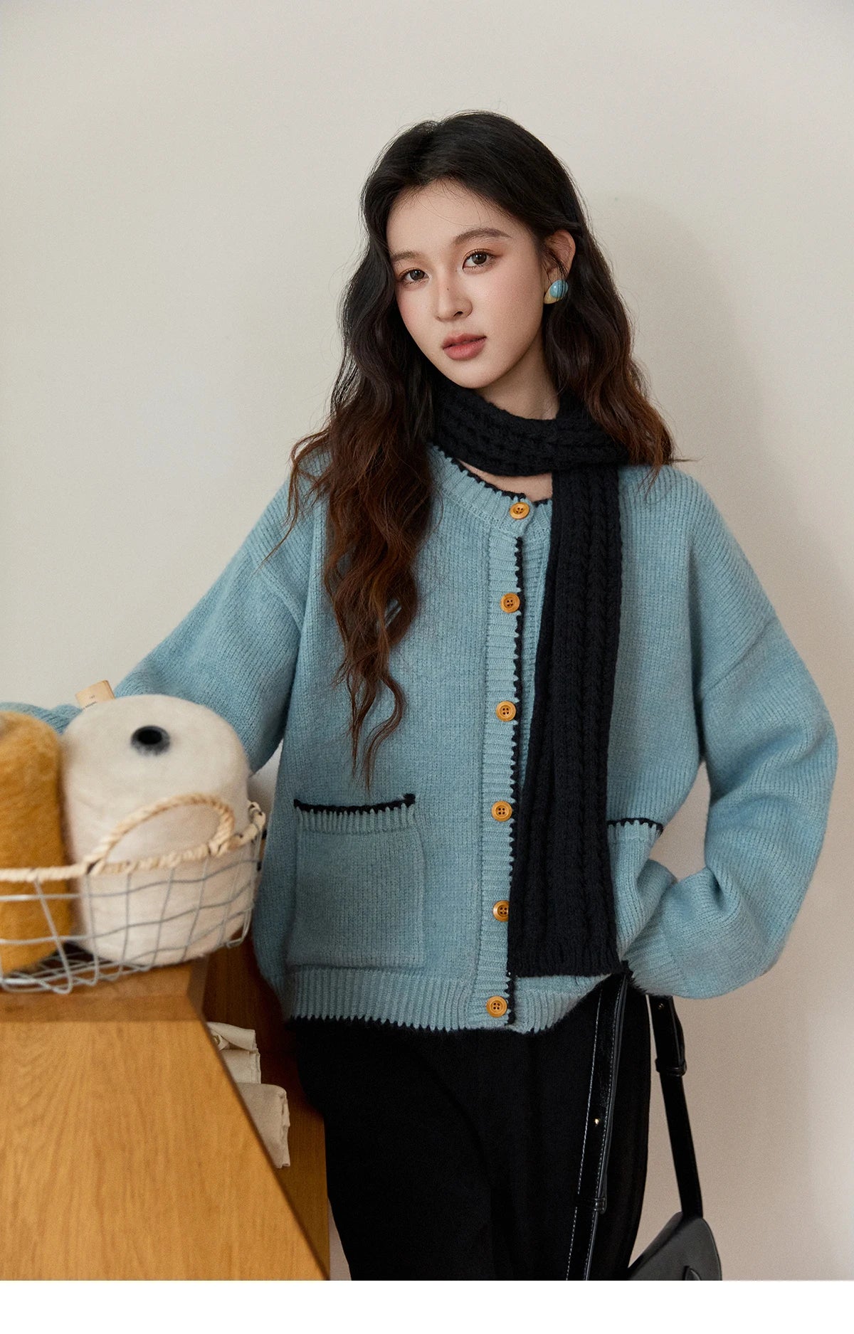 Mishow Yellow Color Collision Edge Pocket Cardigan MXE94Z2973