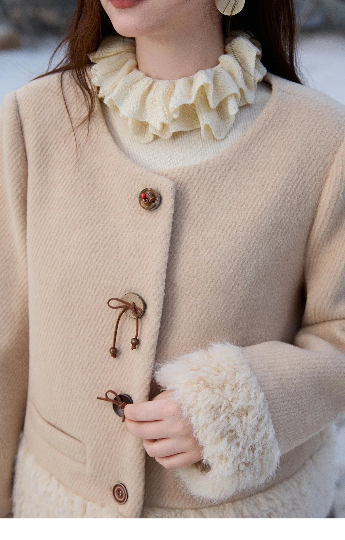 Mishow Retro Apricot Wool Plush Splicing Short Coat MXE92W0998
