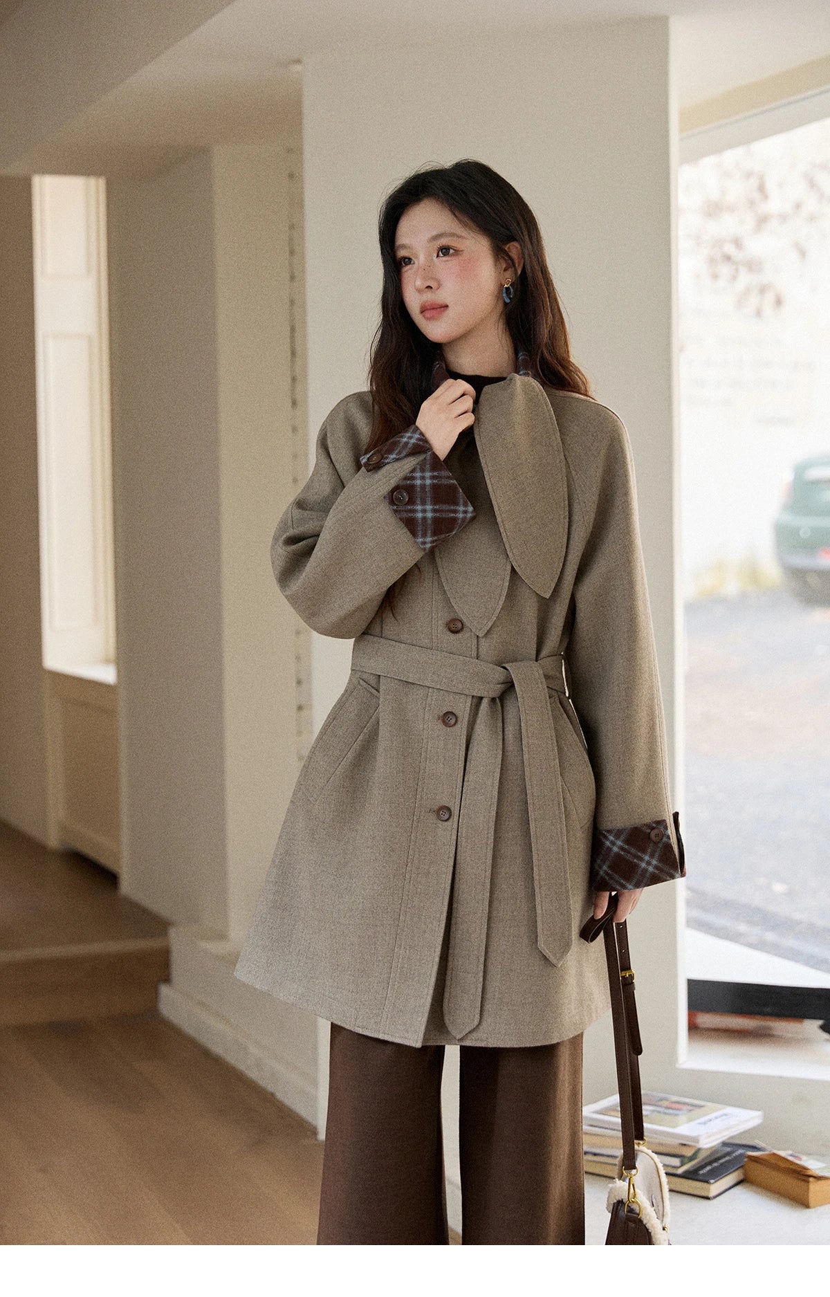 Mishow Retro British Plaid Rabbit Ear Tie Woolen Coat MXE90W0924