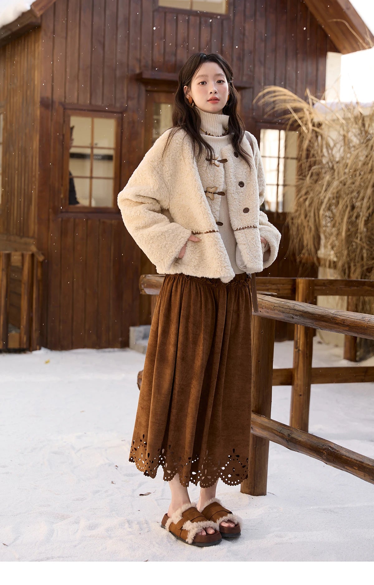 Mishow Retro Apricot Imitation Lambswool Jacket MXE51W0874