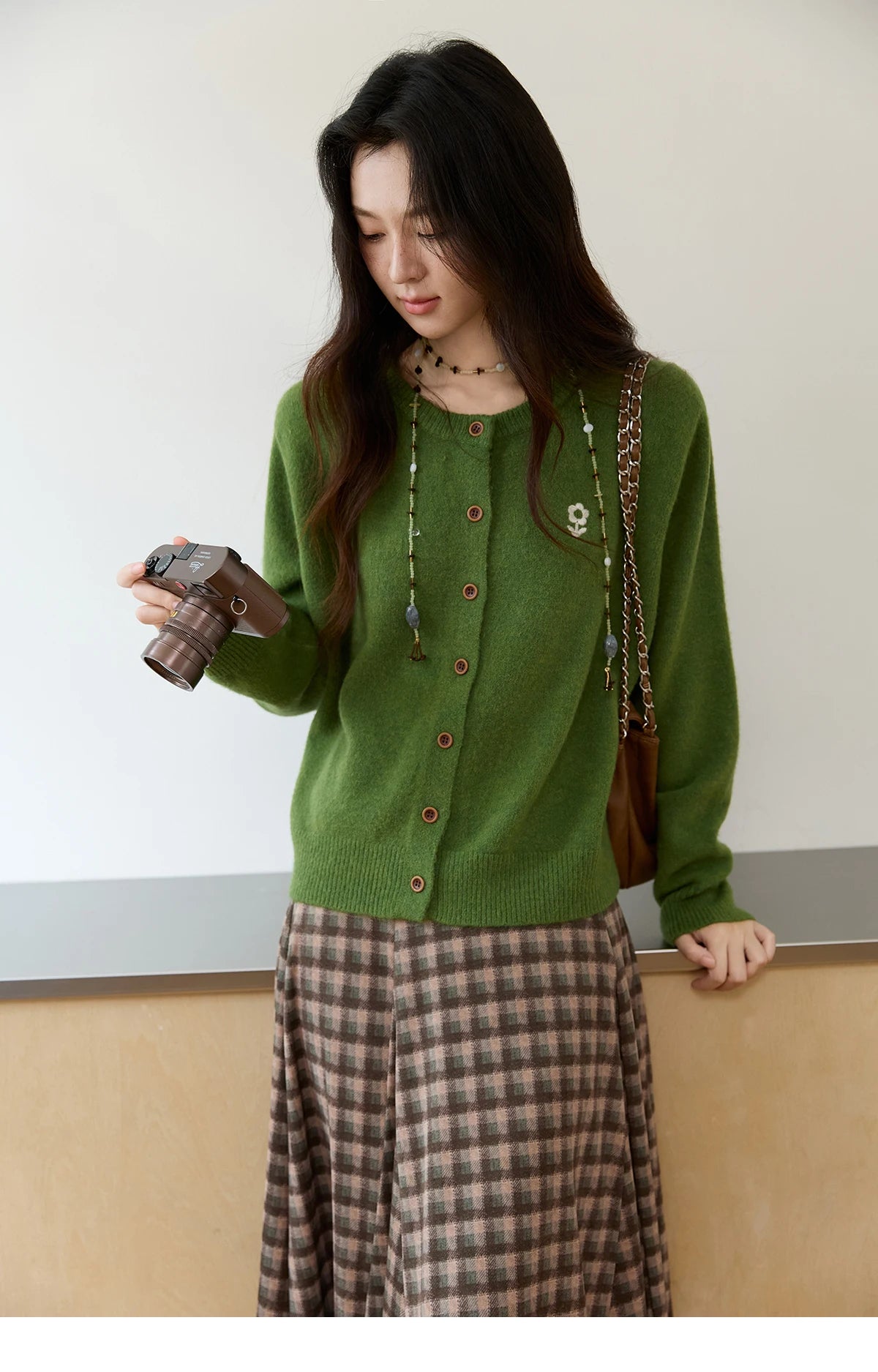 Mishow Retro Flower Embroidery Buckle Cardigan MXE46Z2588