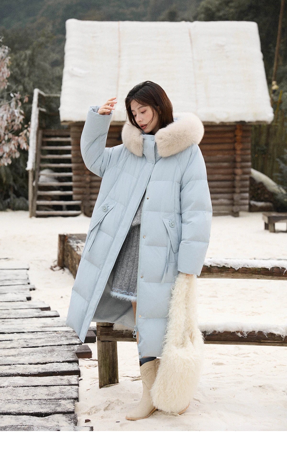 Mishow Hooded 90% White Duck Down Long Coat MXE51Y0079