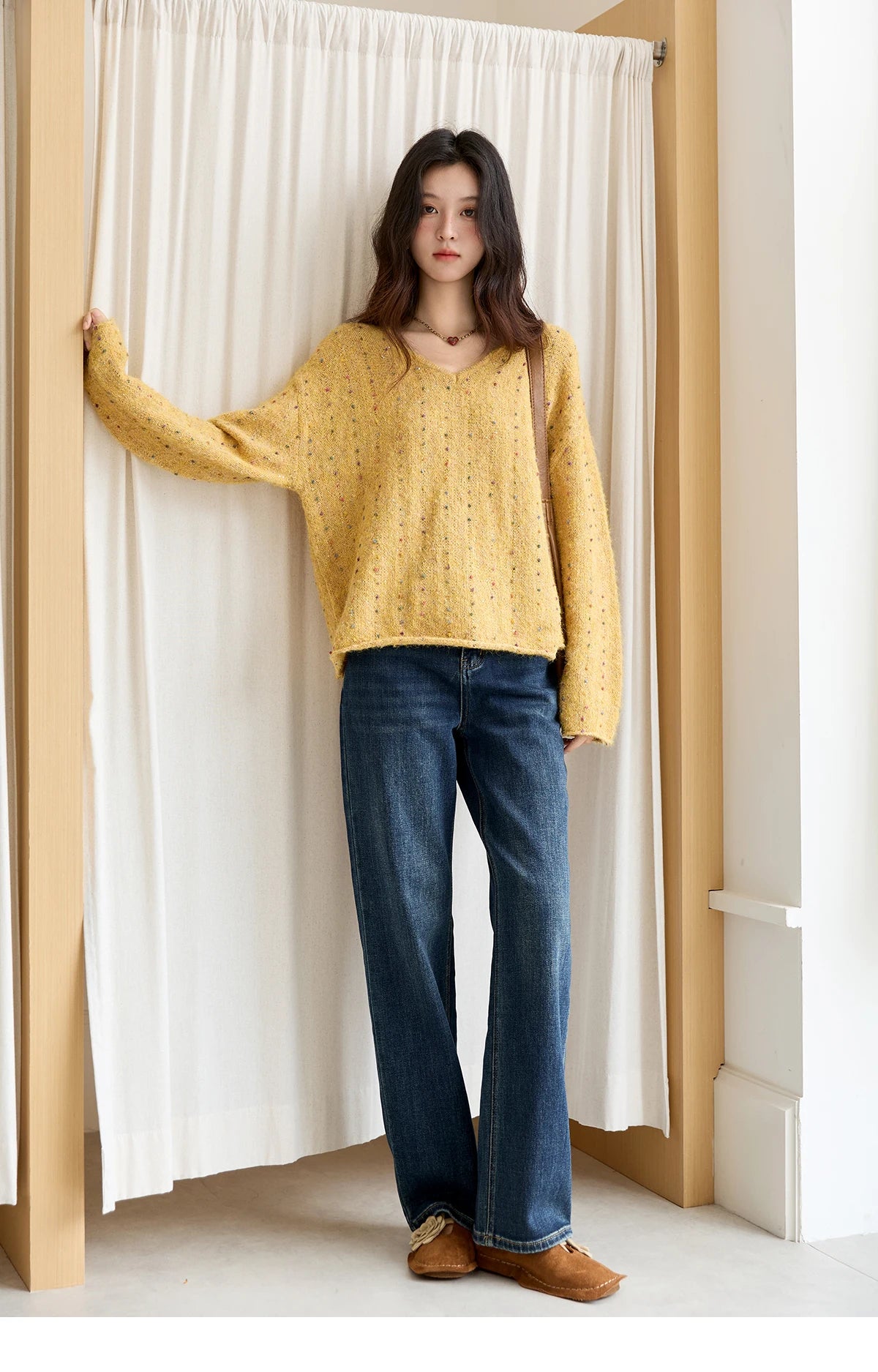 Mishow Retro Yellow Sequins V-Neck Pullover MXE47Z2572