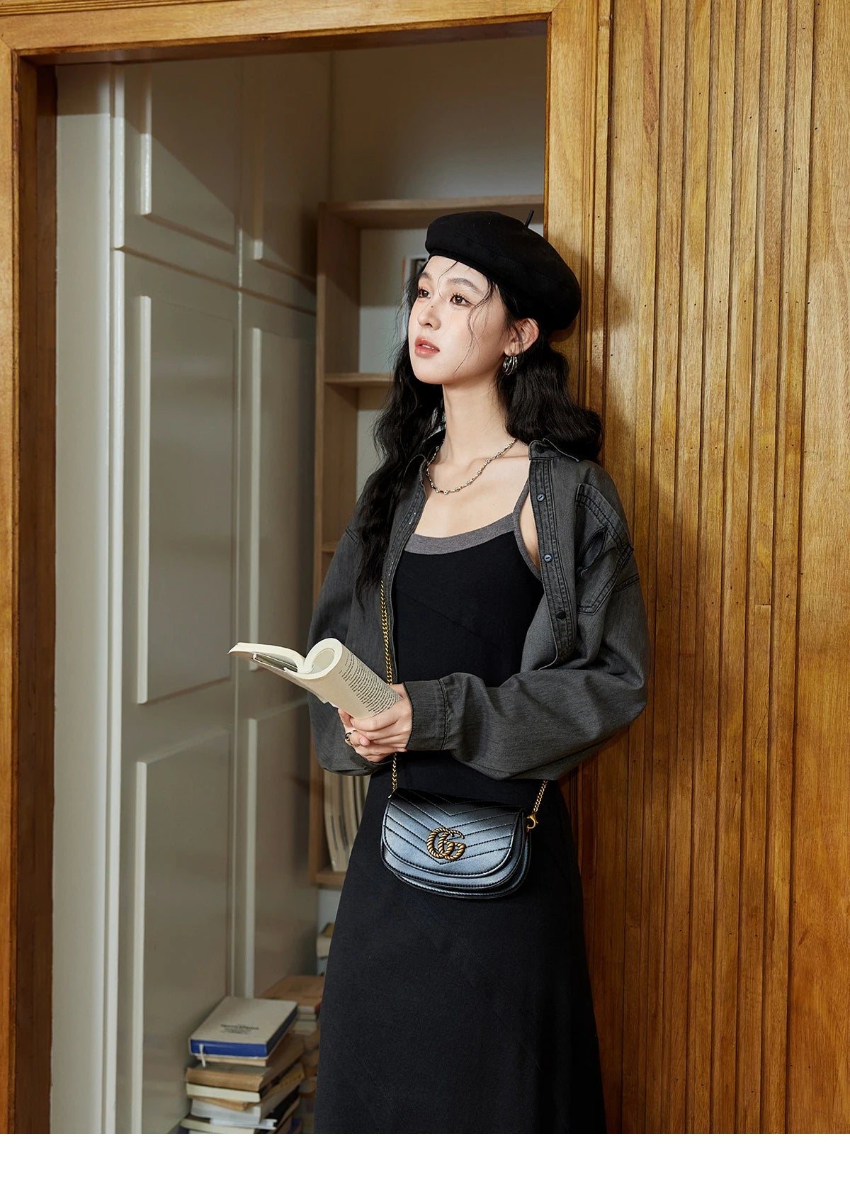 MISHOW Short Denim Jacket Splicing Corduroy Lapel Contrasting MXD42W0398